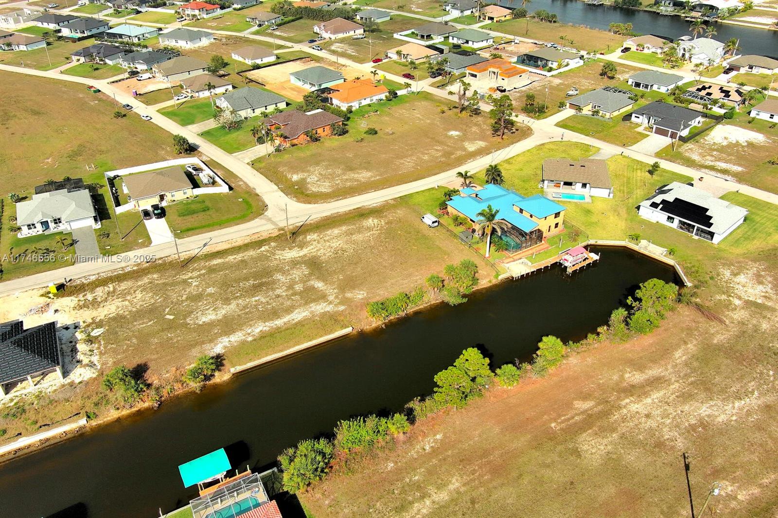 1939 NW 34th Pl Cape Coral, FL 33993