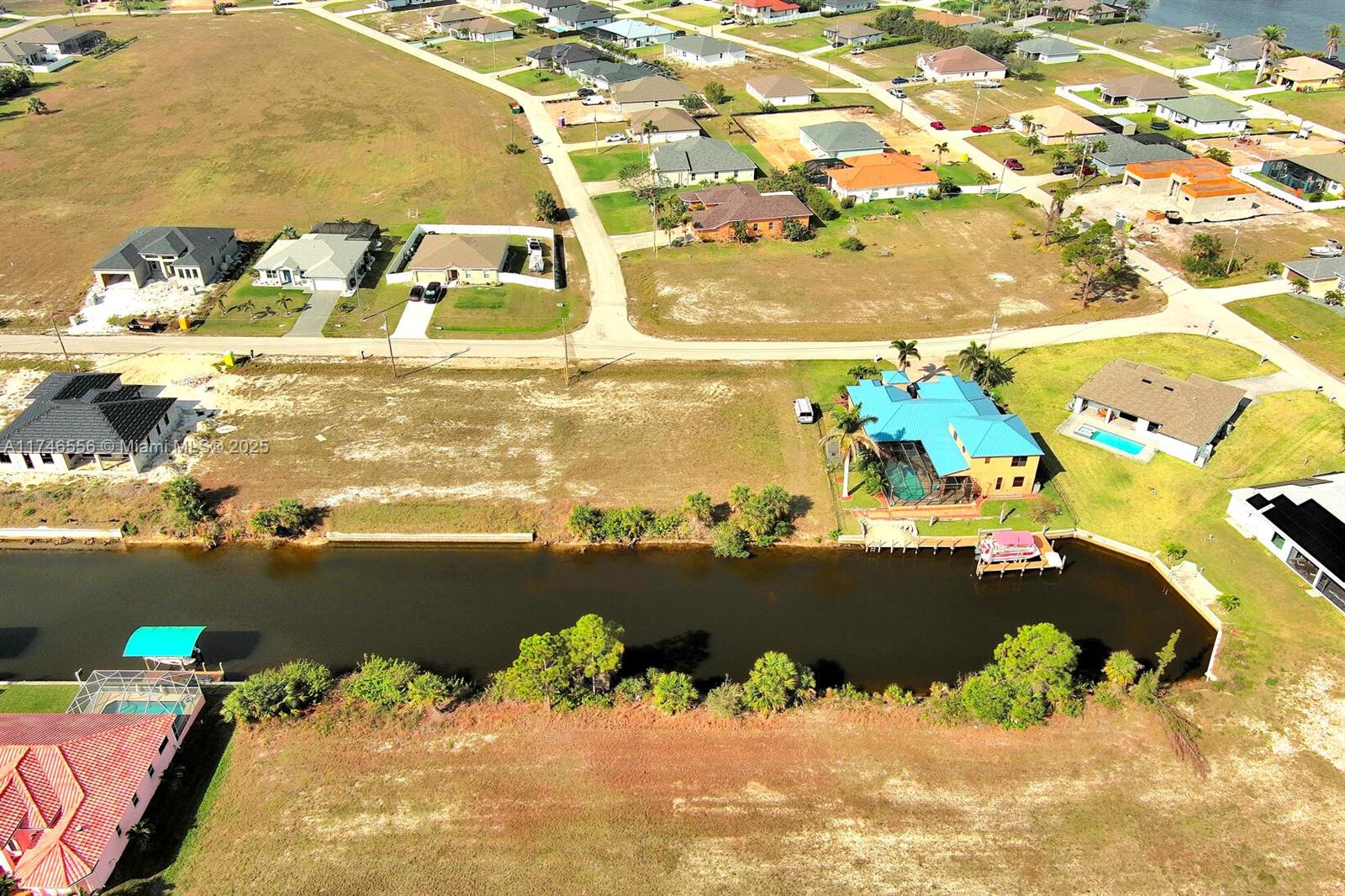 1939 NW 34th Pl Cape Coral, FL 33993