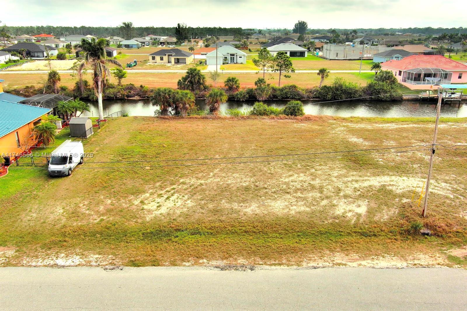 1939 NW 34th Pl Cape Coral, FL 33993