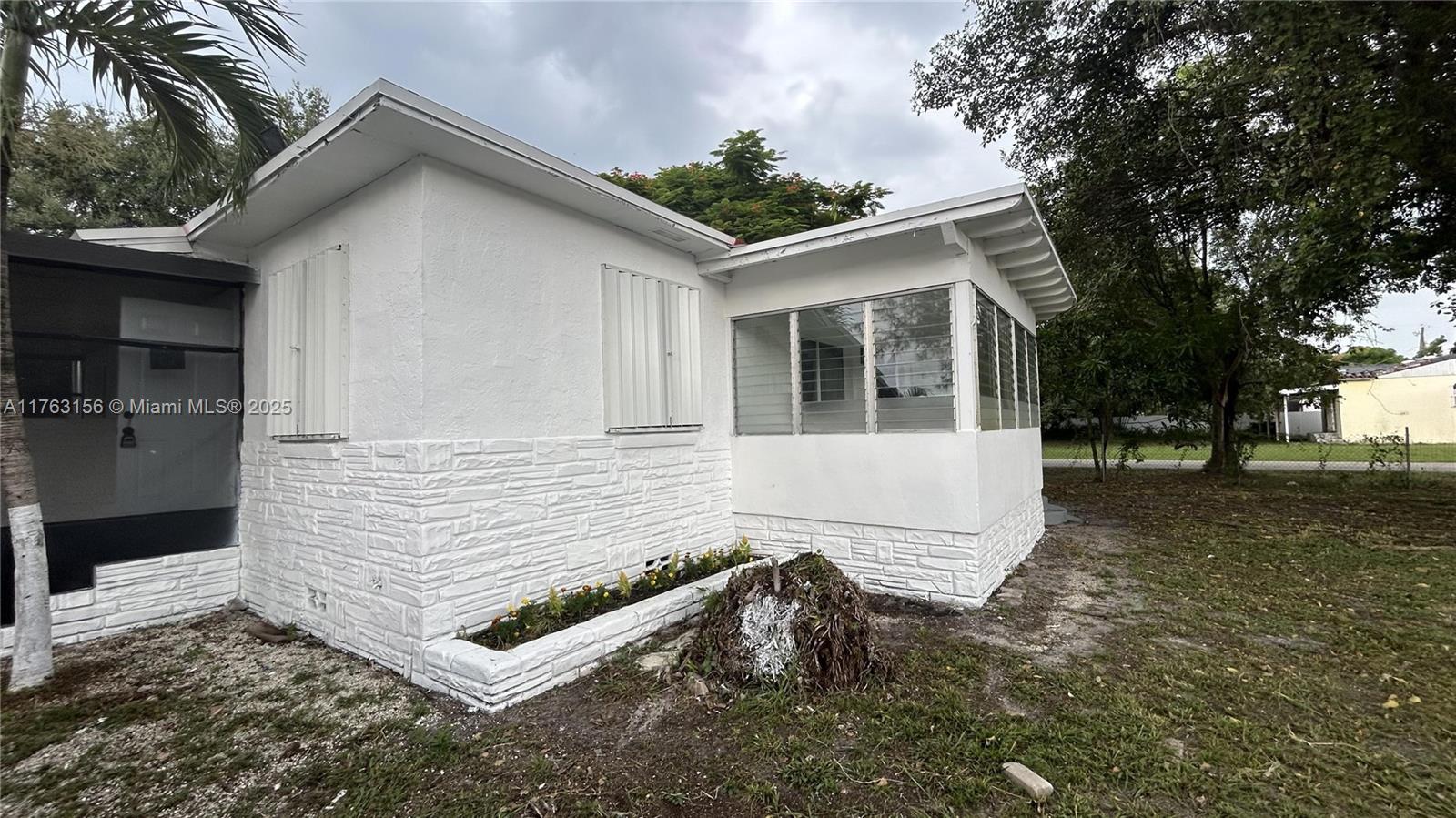 205 Seaman Ave,Opa Locka, FL 33054