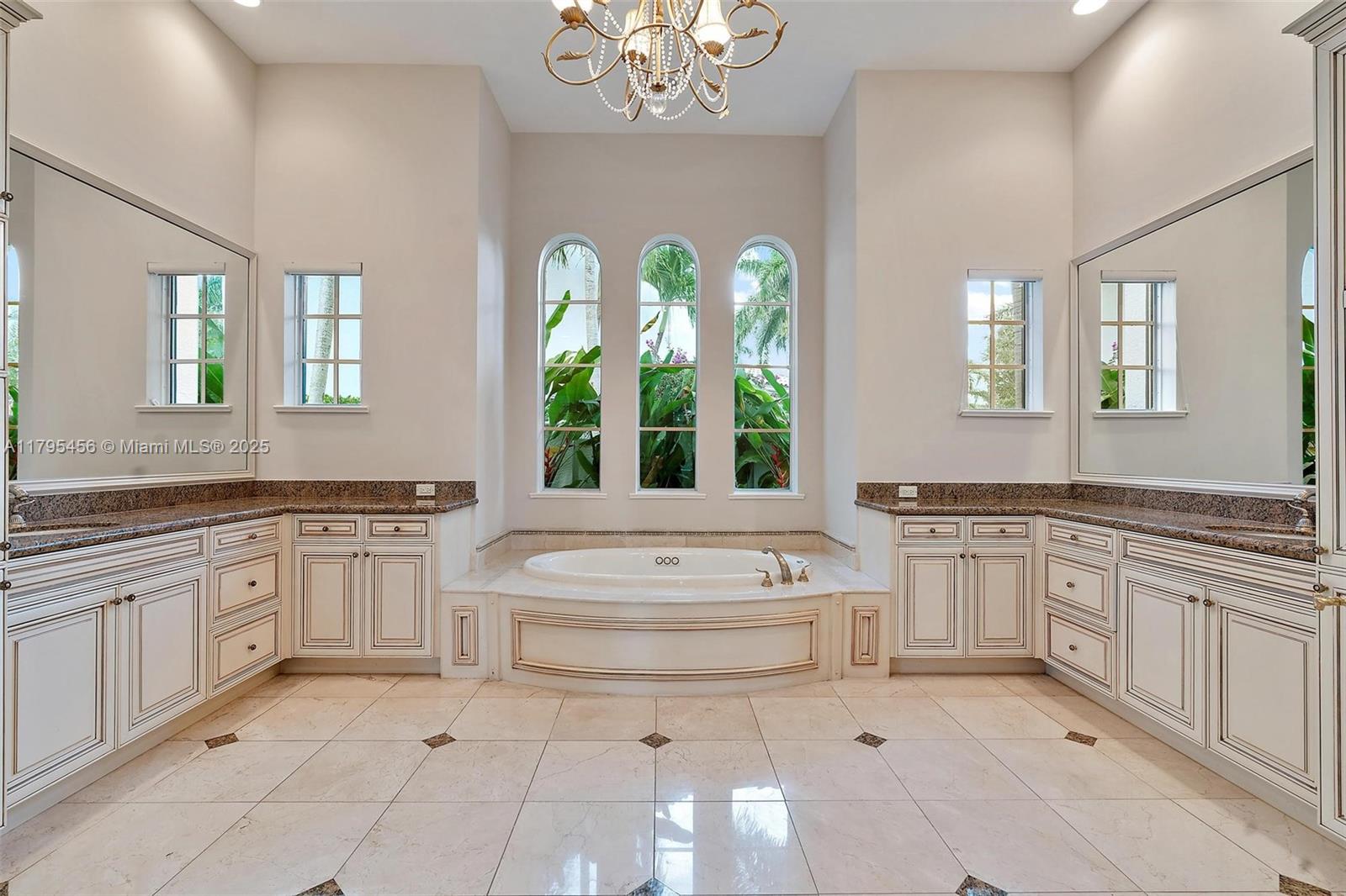 848 Harbour Isle Pl North Palm Beach, FL 33410 848 Harbour Isle Pl North Palm Beach, FL 33410