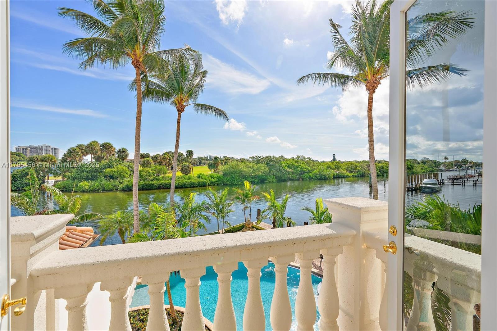 848 Harbour Isle Pl North Palm Beach, FL 33410 848 Harbour Isle Pl North Palm Beach, FL 33410