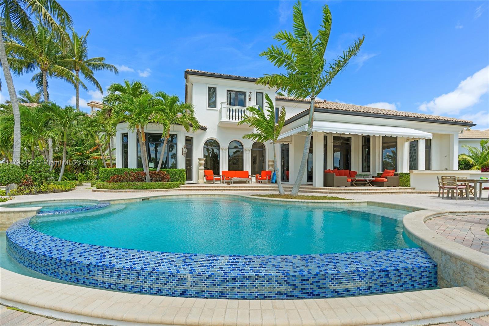 848 Harbour Isle Pl North Palm Beach, FL 33410 848 Harbour Isle Pl North Palm Beach, FL 33410