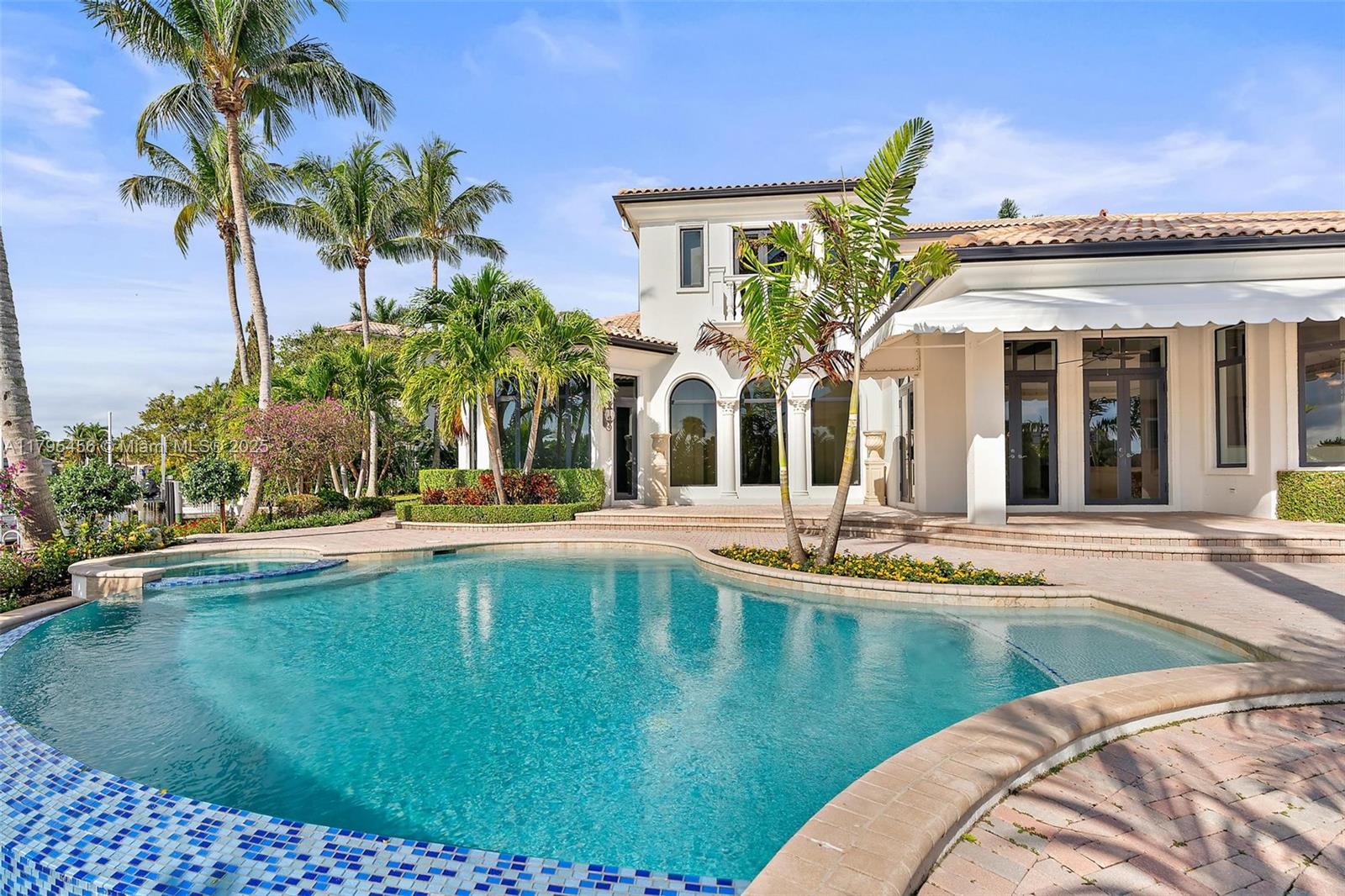 848 Harbour Isle Pl North Palm Beach, FL 33410 848 Harbour Isle Pl North Palm Beach, FL 33410