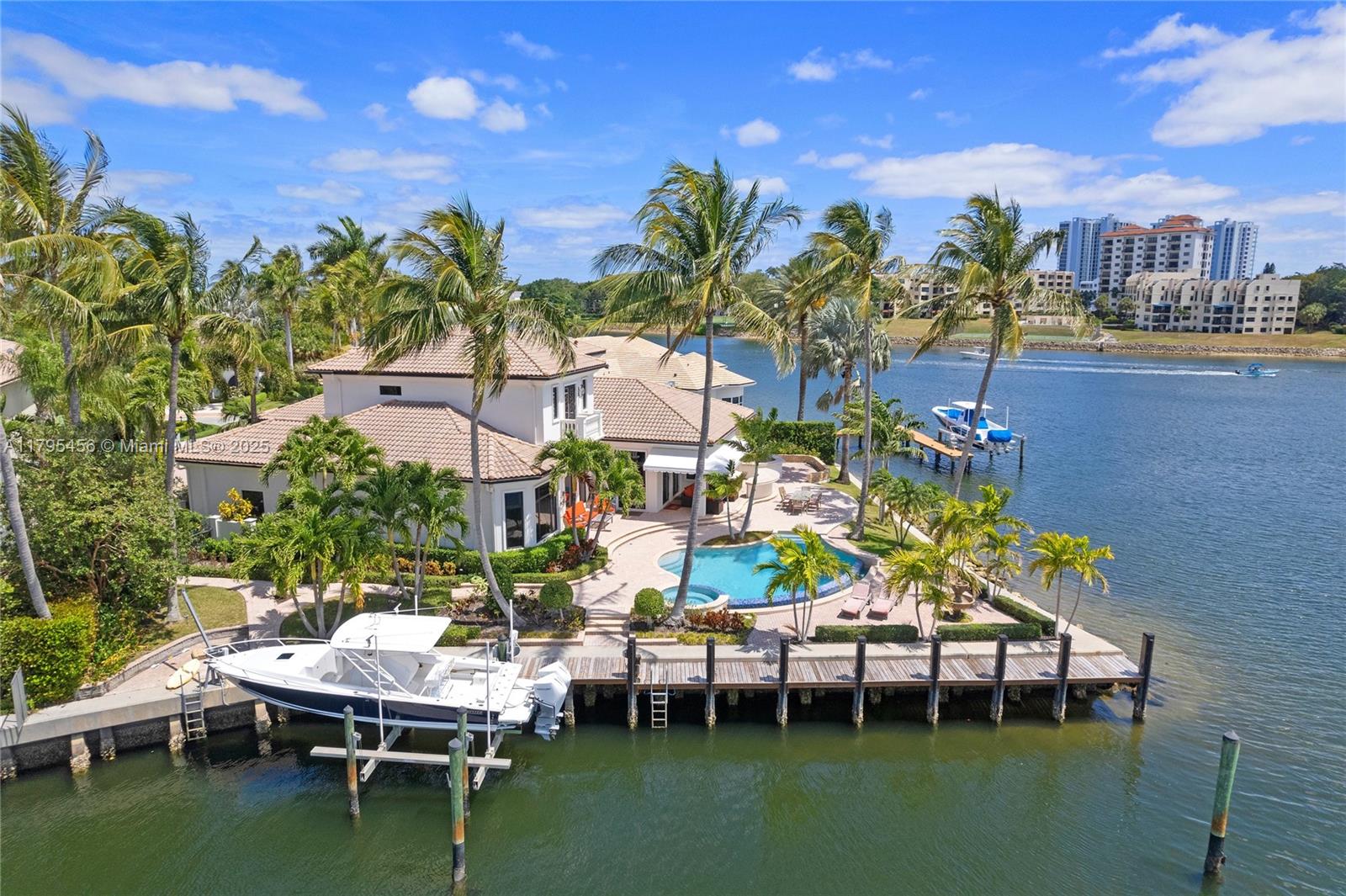 848 Harbour Isle Pl North Palm Beach, FL 33410 848 Harbour Isle Pl North Palm Beach, FL 33410