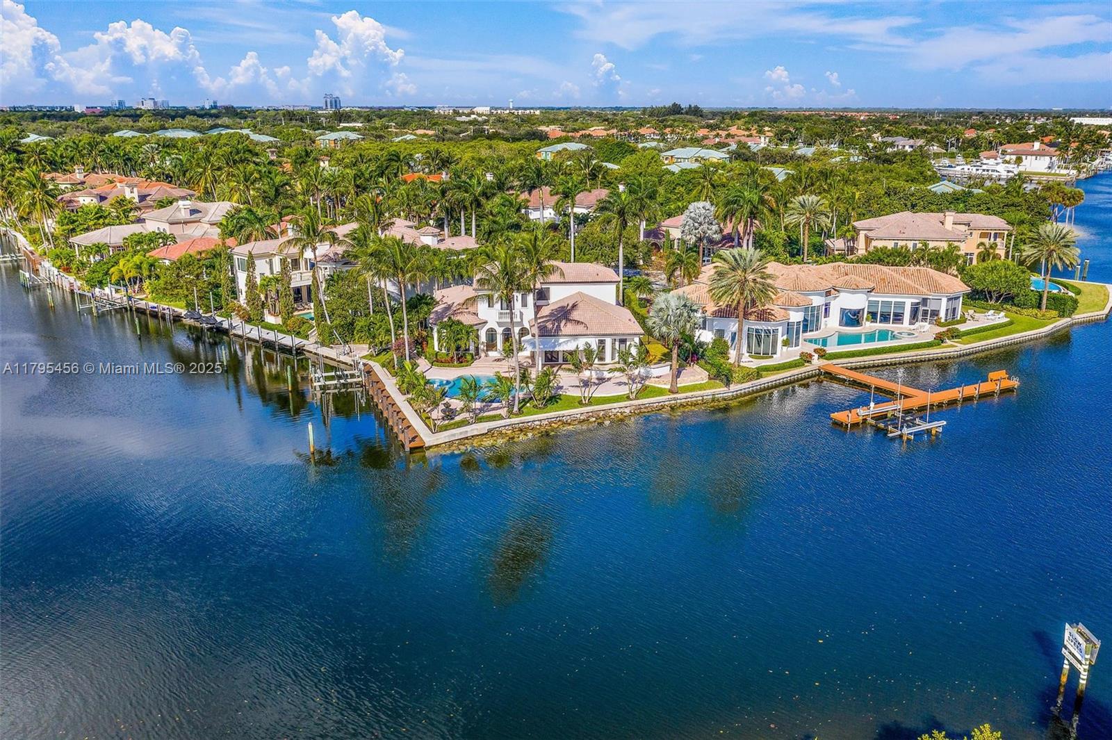 848 Harbour Isle Pl North Palm Beach, FL 33410 848 Harbour Isle Pl North Palm Beach, FL 33410