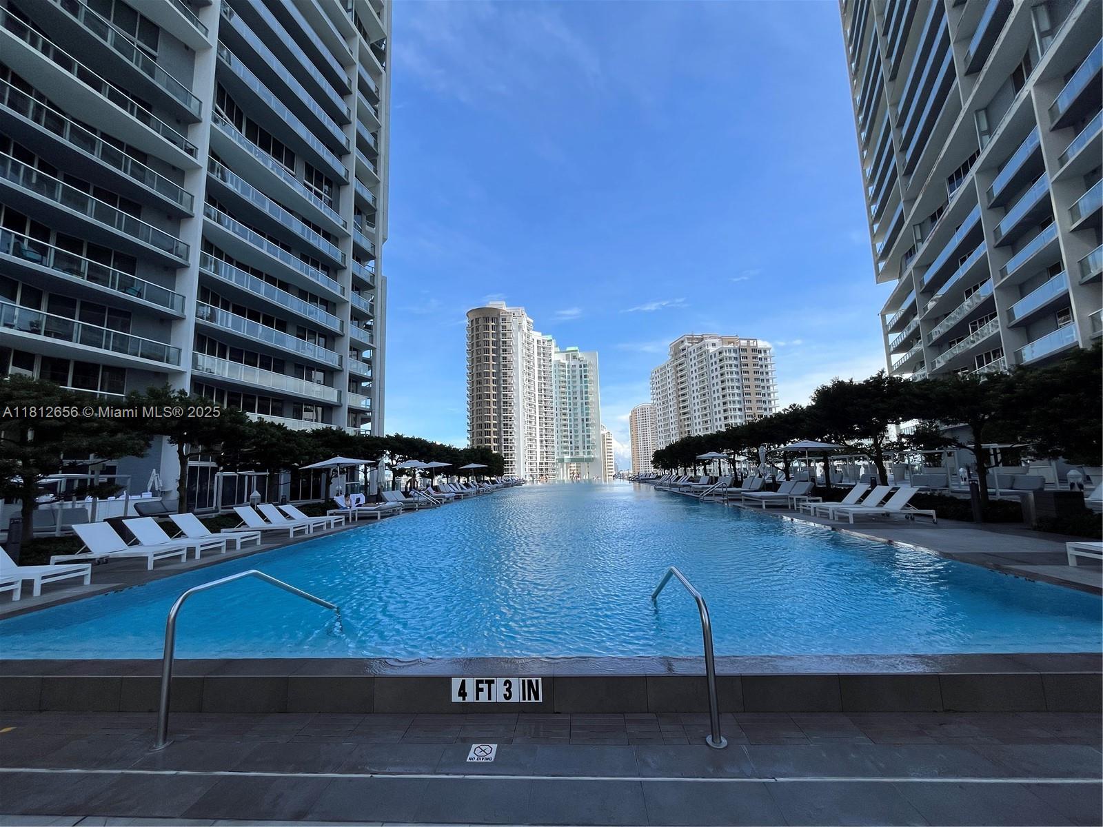 image Icon Brickell No Two16