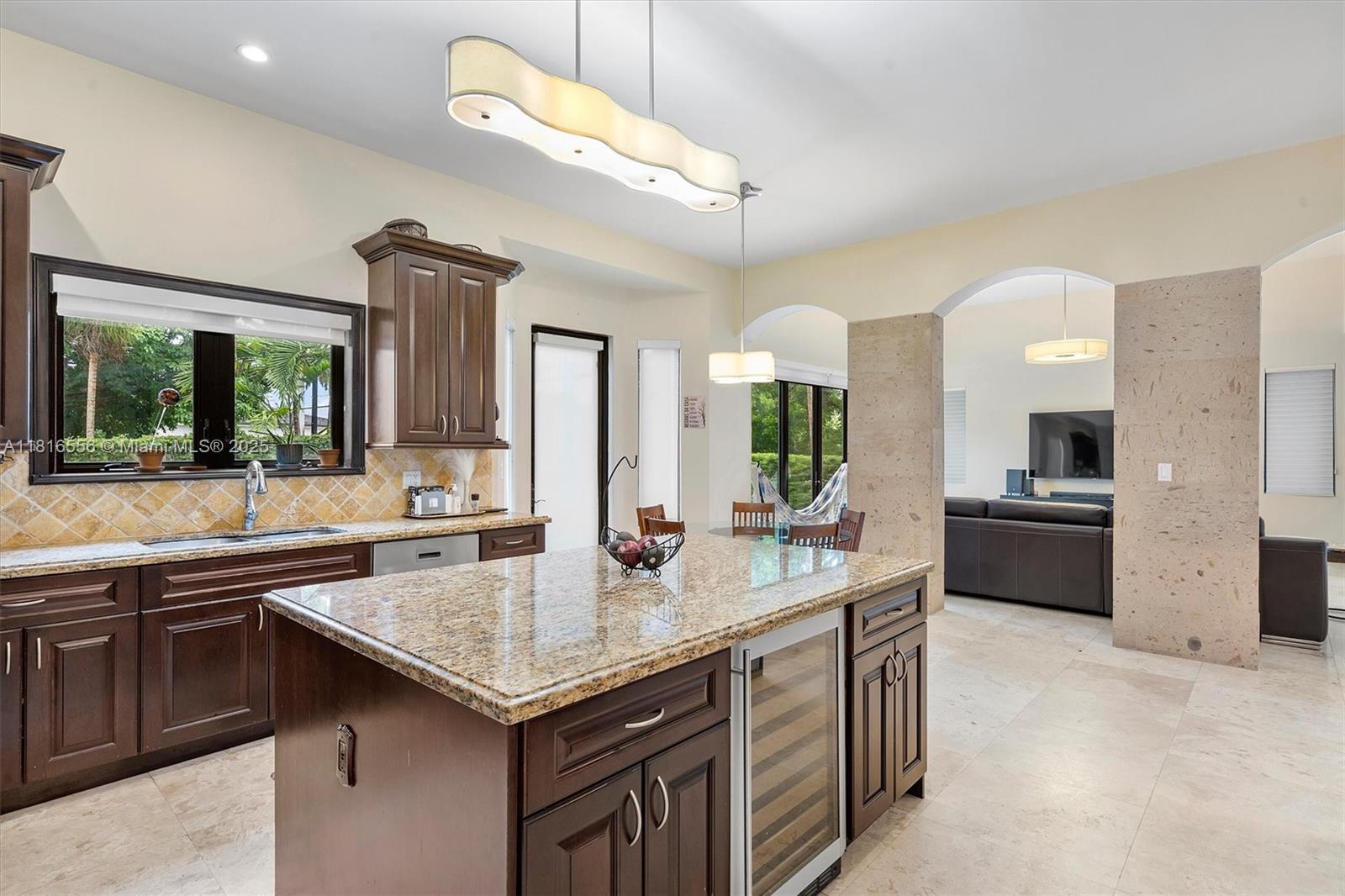 18825 N Bay Rd Sunny Isles Beach, FL 33160