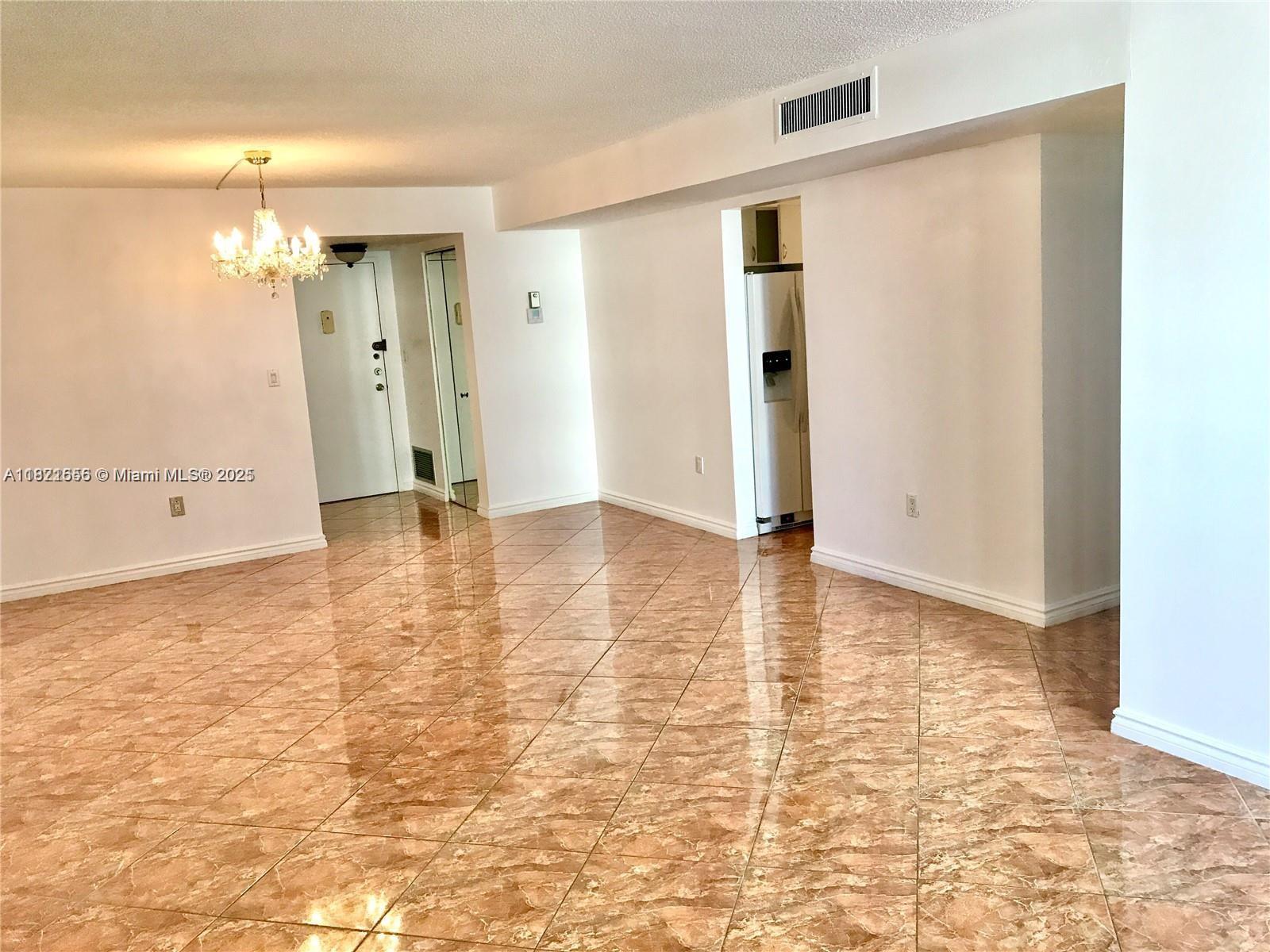1833 S Ocean Dr #305,Hallandale Beach, FL 33009