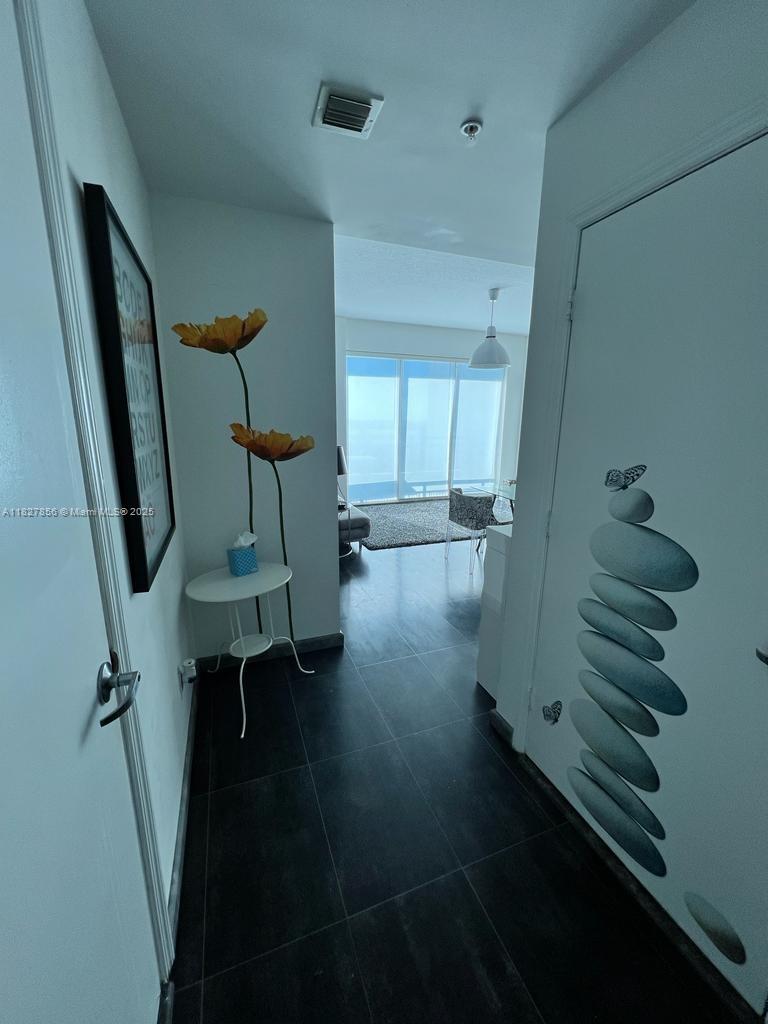 image Infinity At Brickell Cond22