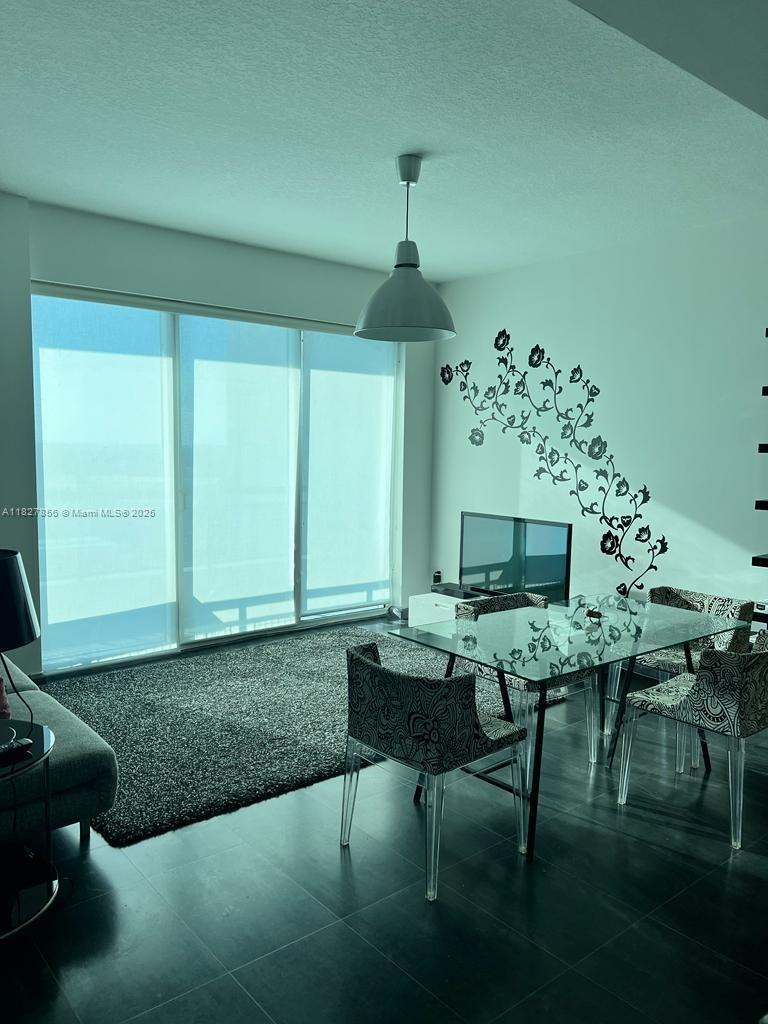 image Infinity At Brickell Cond2