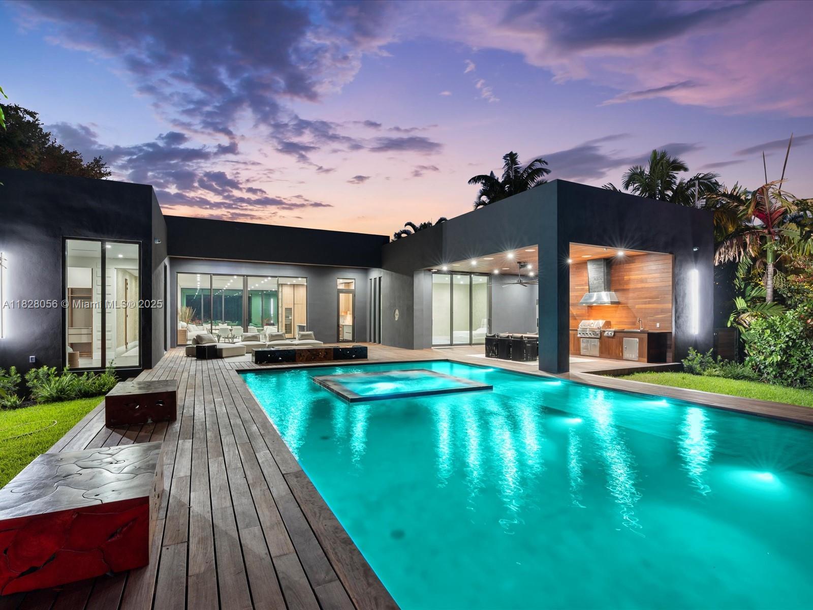 871 NE 83rd St Miami, FL 33138 871 NE 83rd St Miami, FL 33138