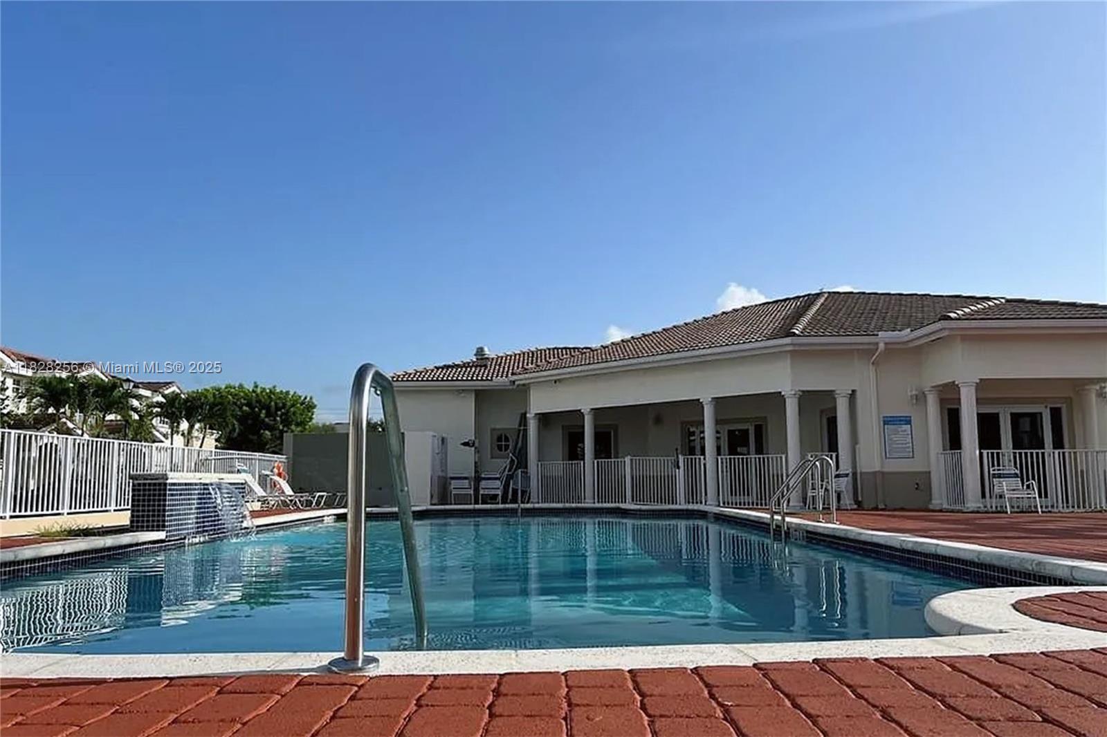 13990 SW 260th St #101 Homestead, FL 33032