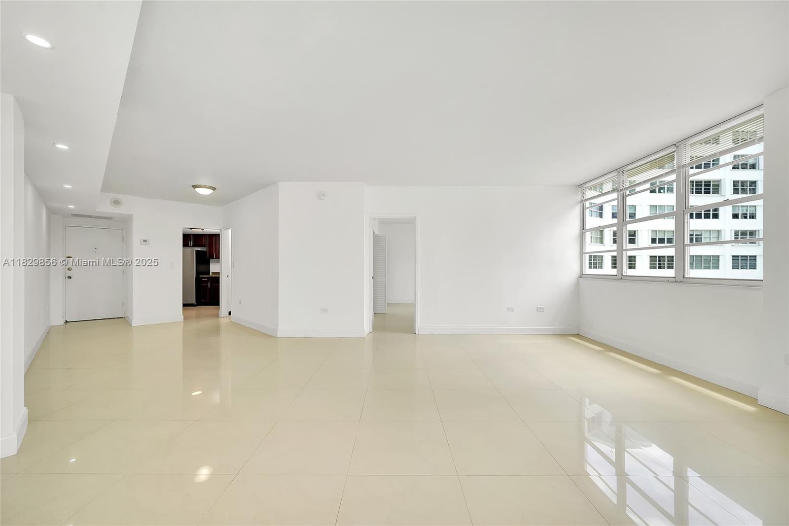 801 Brickell Bay Dr #1562