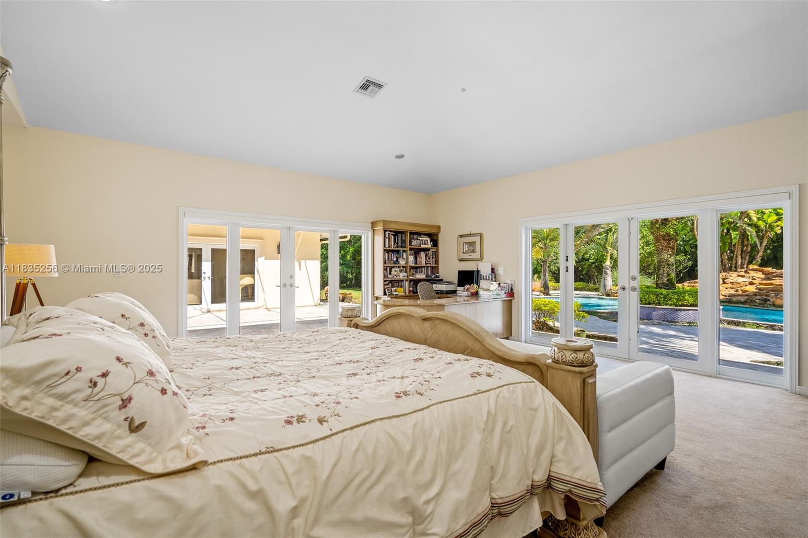 10735 SW 58th Ave Pinecrest, FL 33156