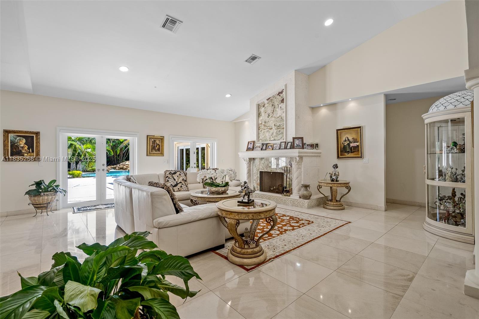 10735 SW 58th Ave Pinecrest, FL 33156