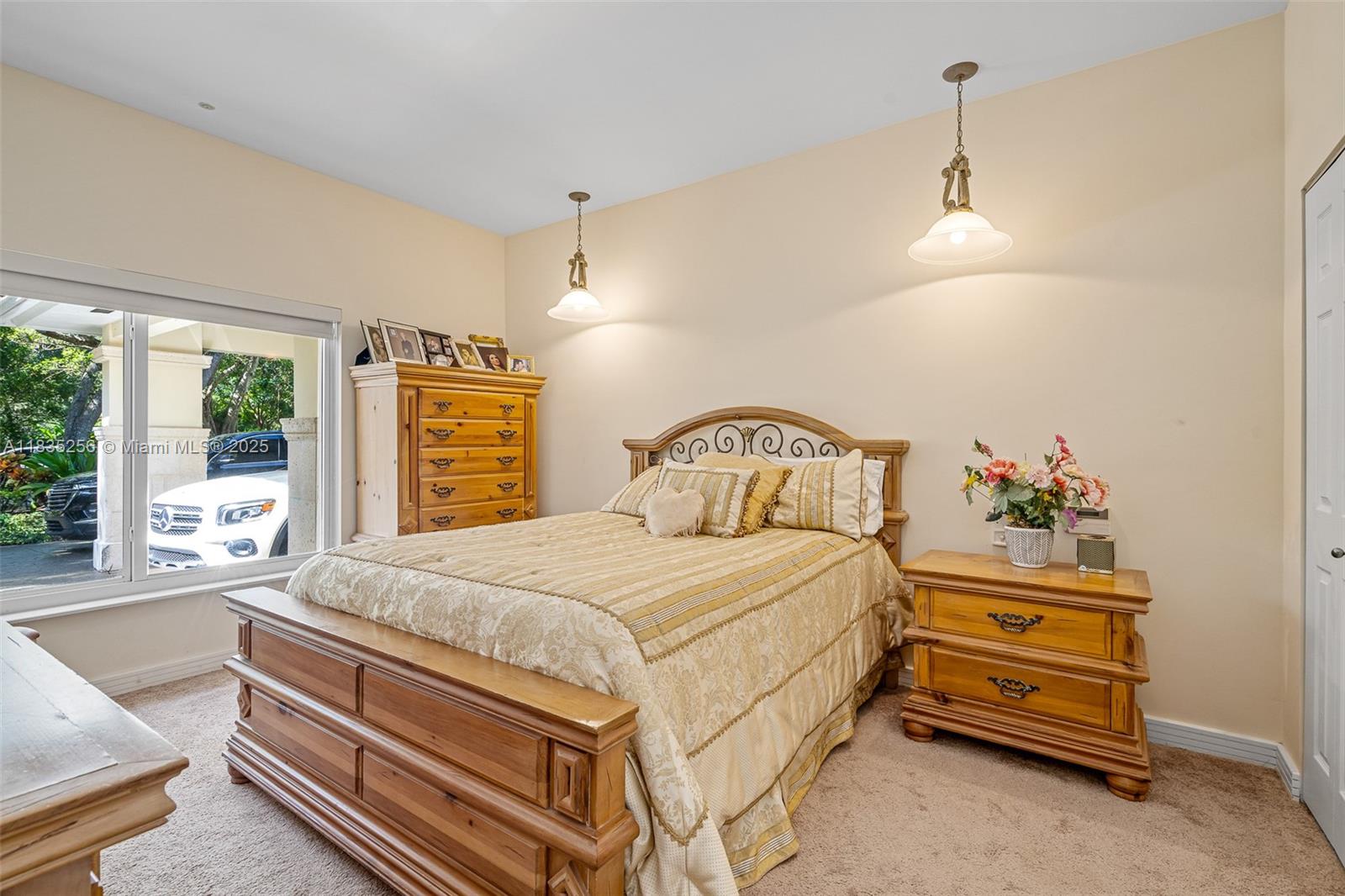 10735 SW 58th Ave Pinecrest, FL 33156