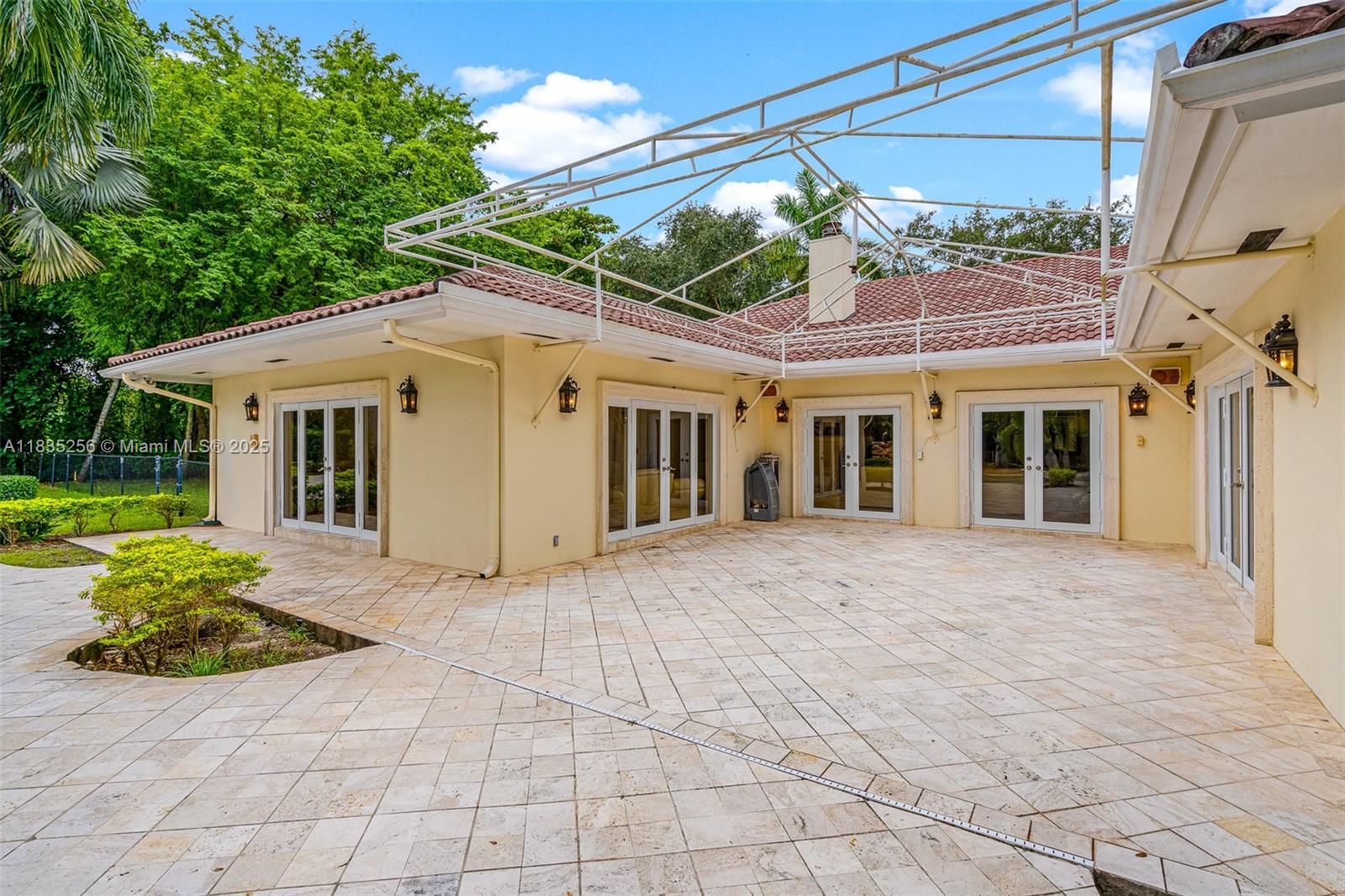 10735 SW 58th Ave Pinecrest, FL 33156