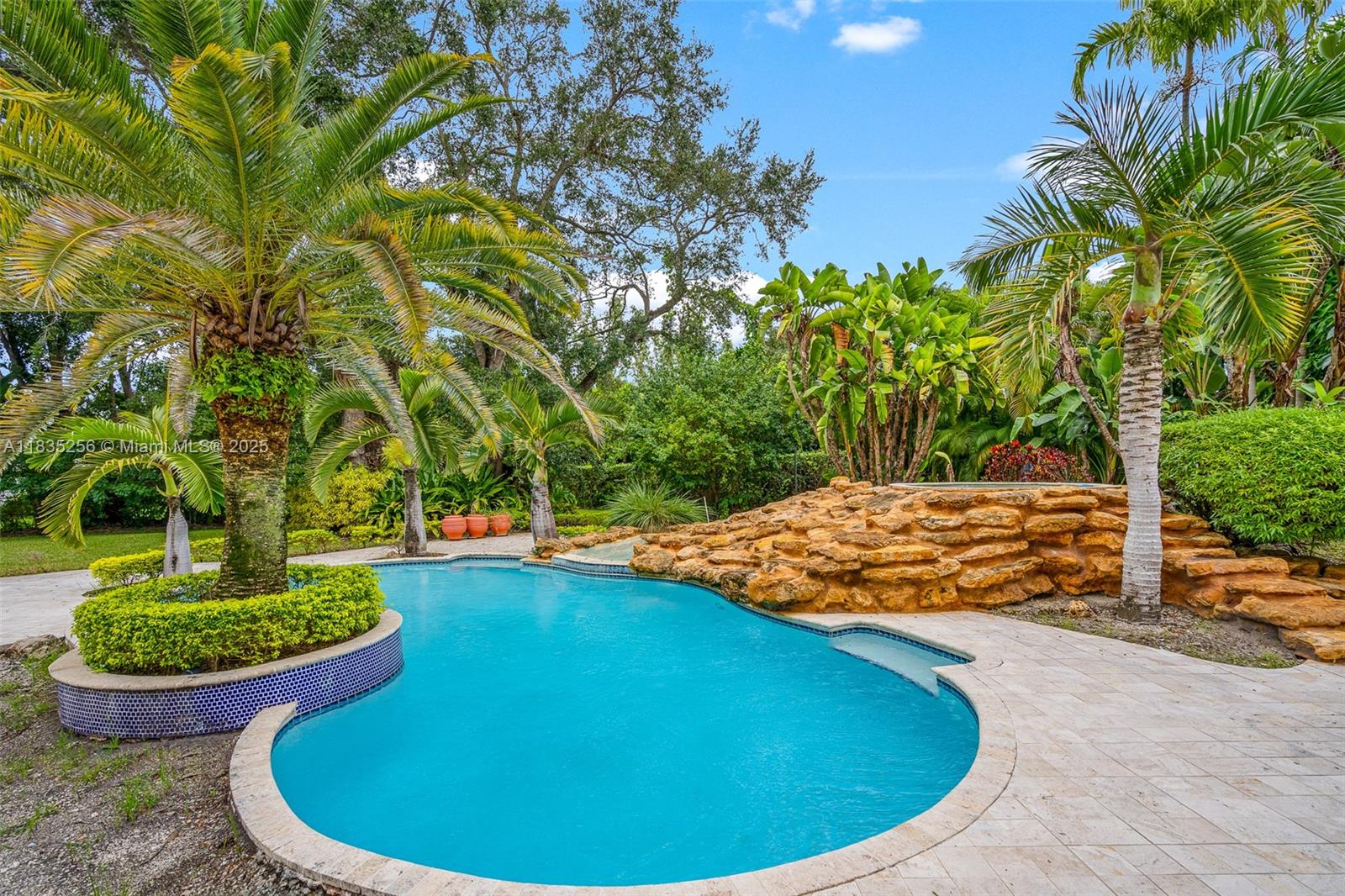 10735 SW 58th Ave Pinecrest, FL 33156