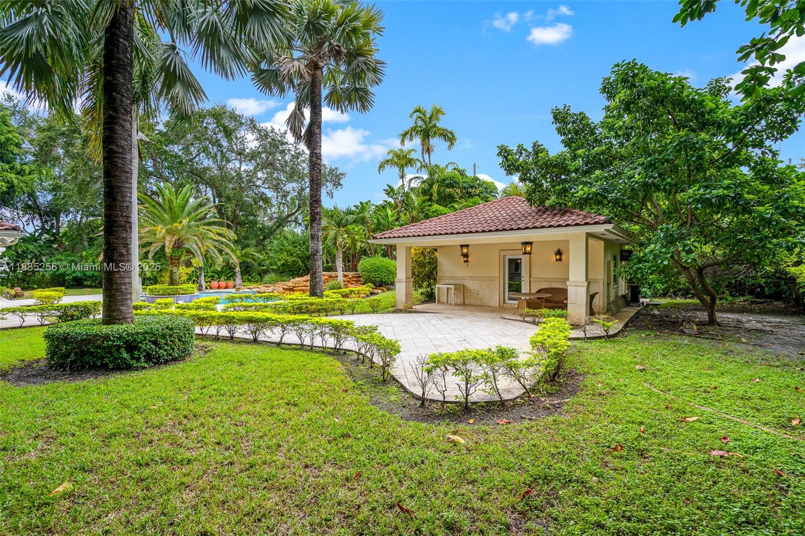 10735 SW 58th Ave Pinecrest, FL 33156