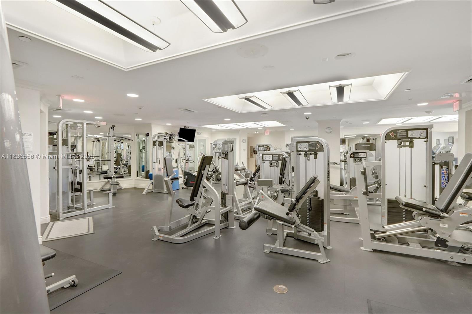 image Towers Of Key Biscayne24
