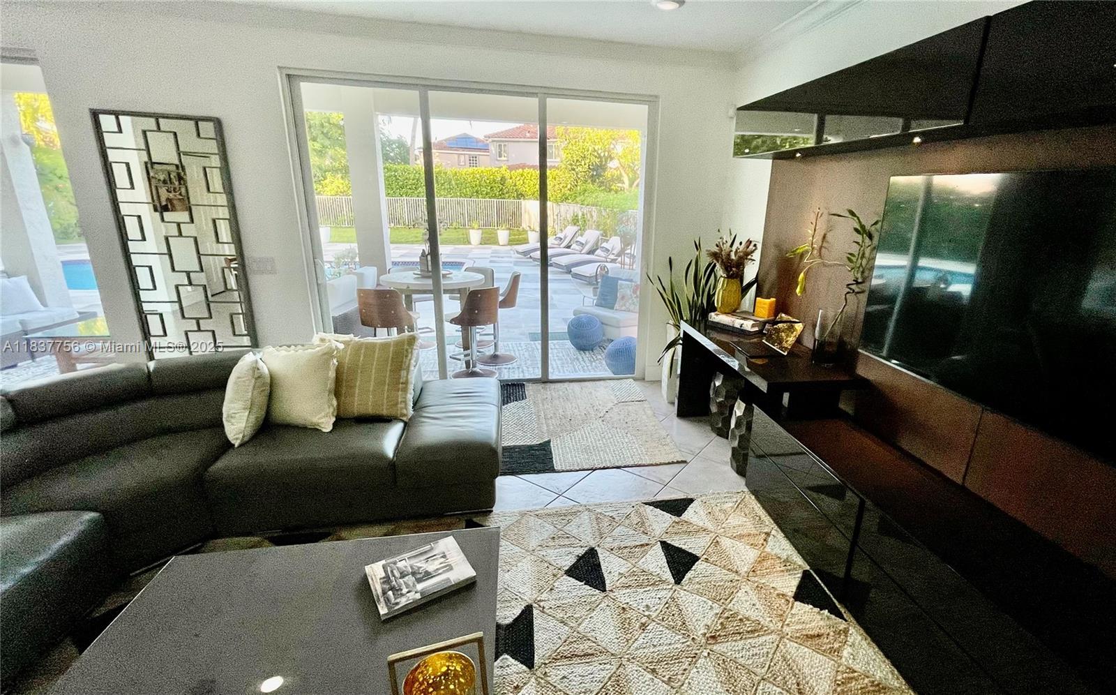 4093 Staghorn Ln Weston, FL 33331