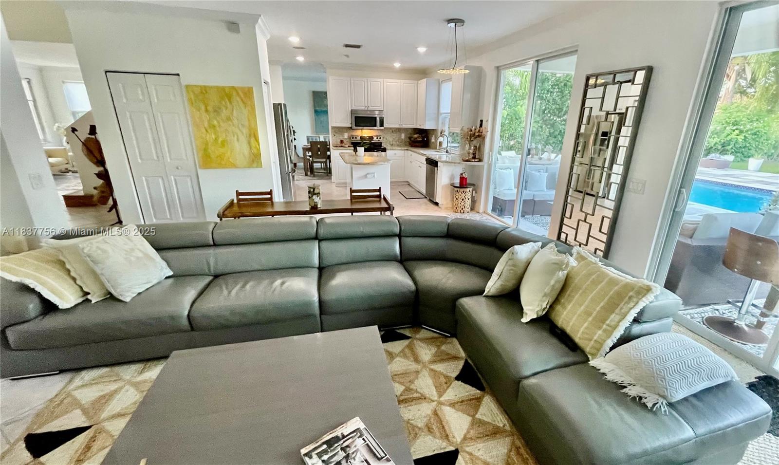 4093 Staghorn Ln Weston, FL 33331