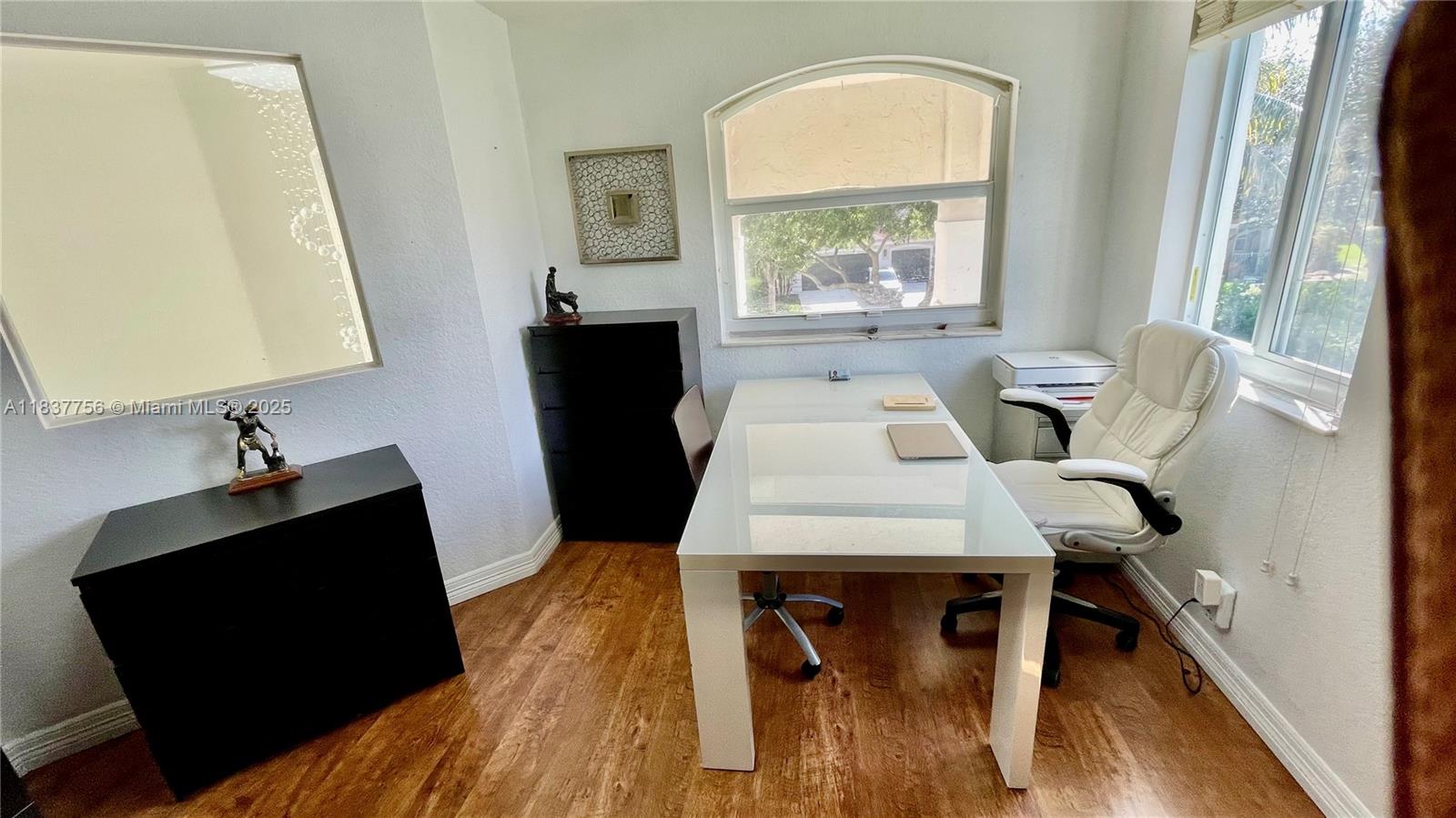 4093 Staghorn Ln Weston, FL 33331