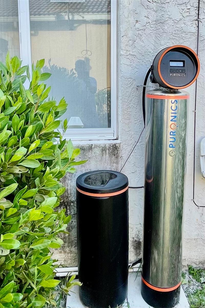 4093 Staghorn Ln Weston, FL 33331