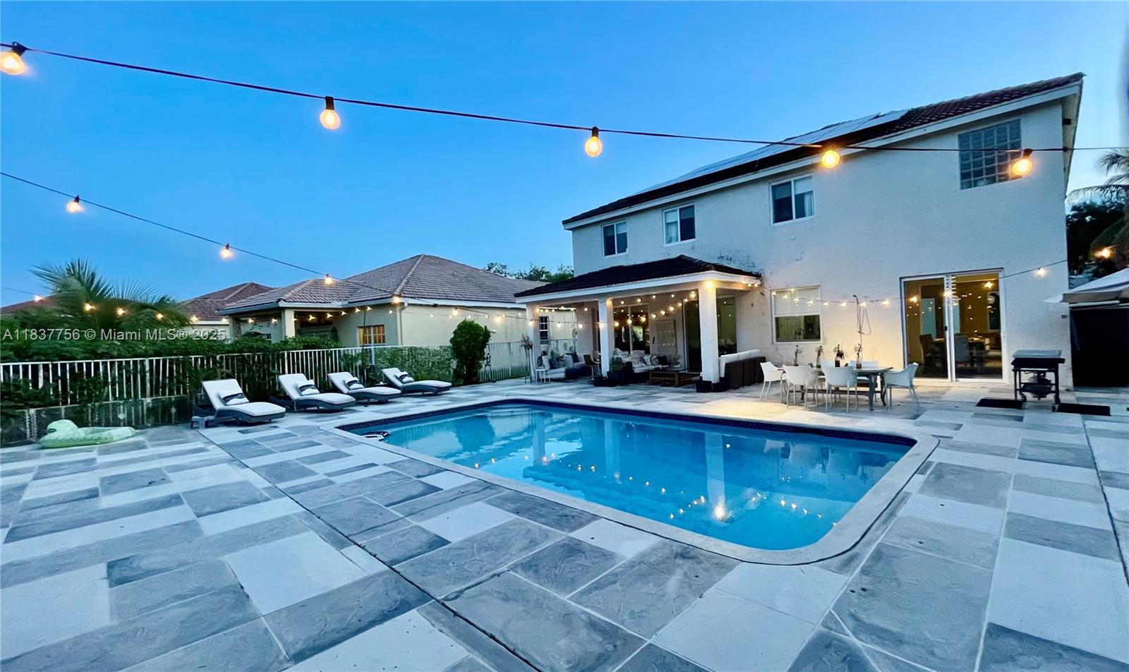 4093 Staghorn Ln Weston, FL 33331