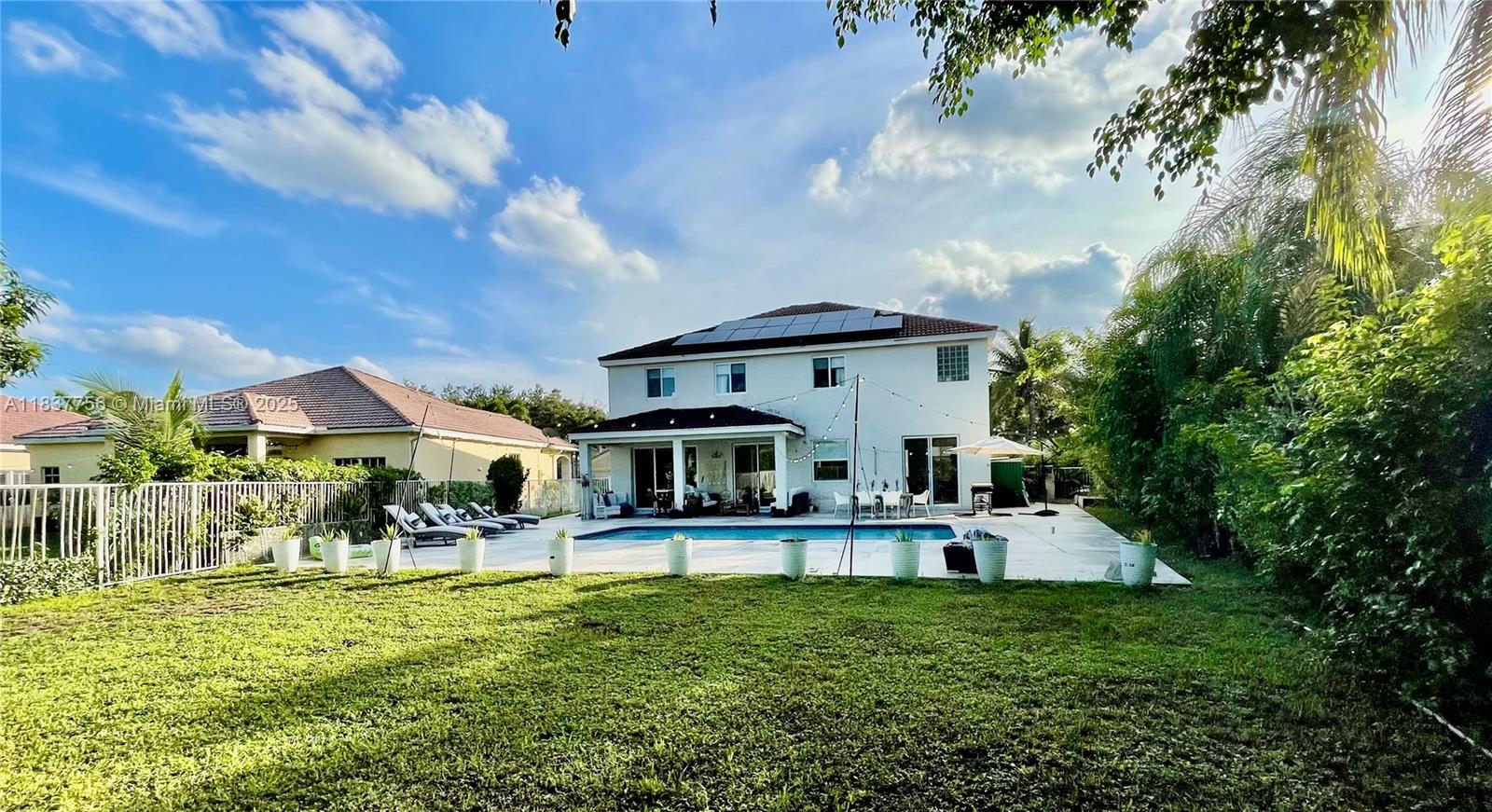 4093 Staghorn Ln Weston, FL 33331