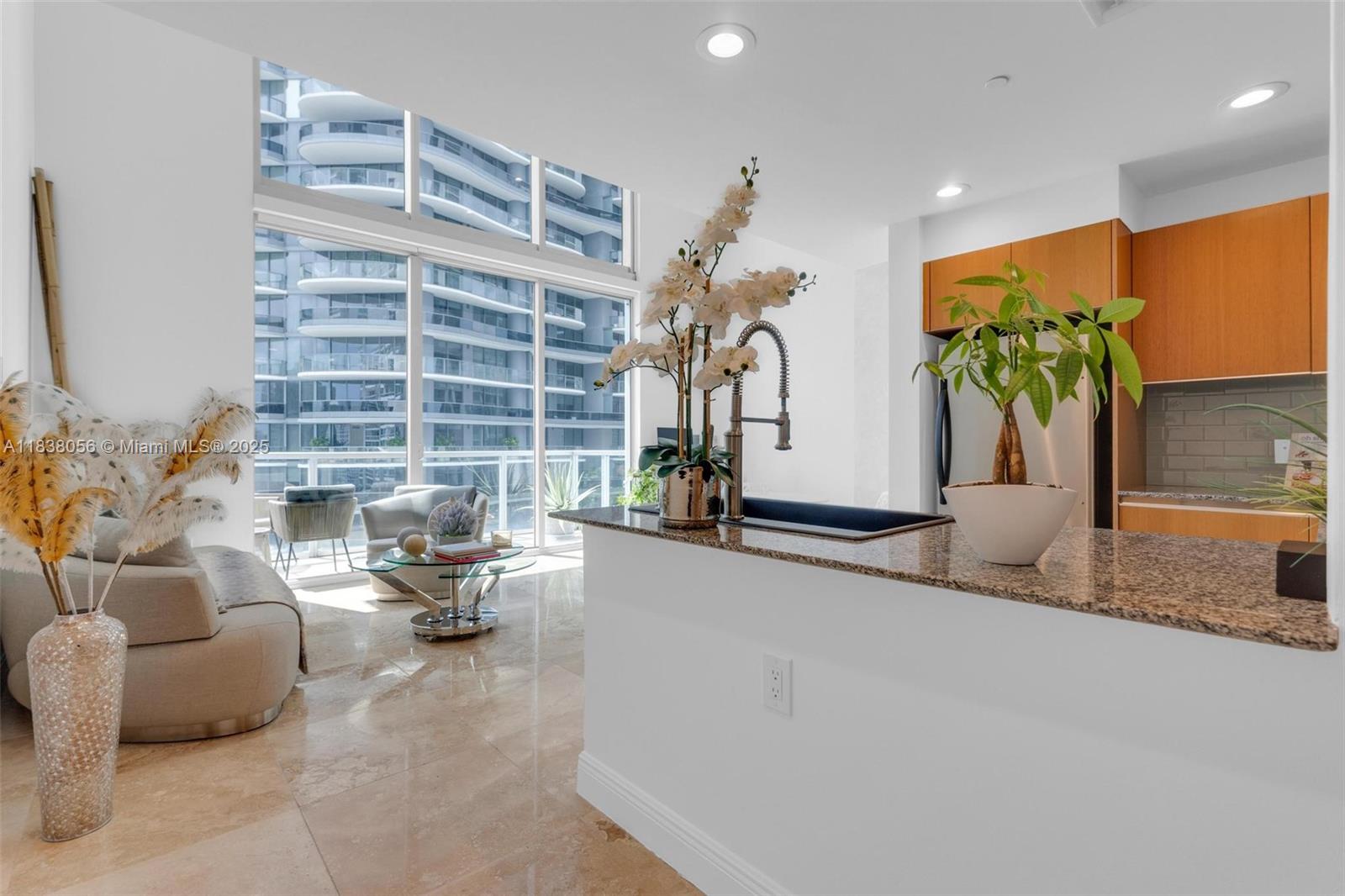 image 1060 BRICKELL CONDO14