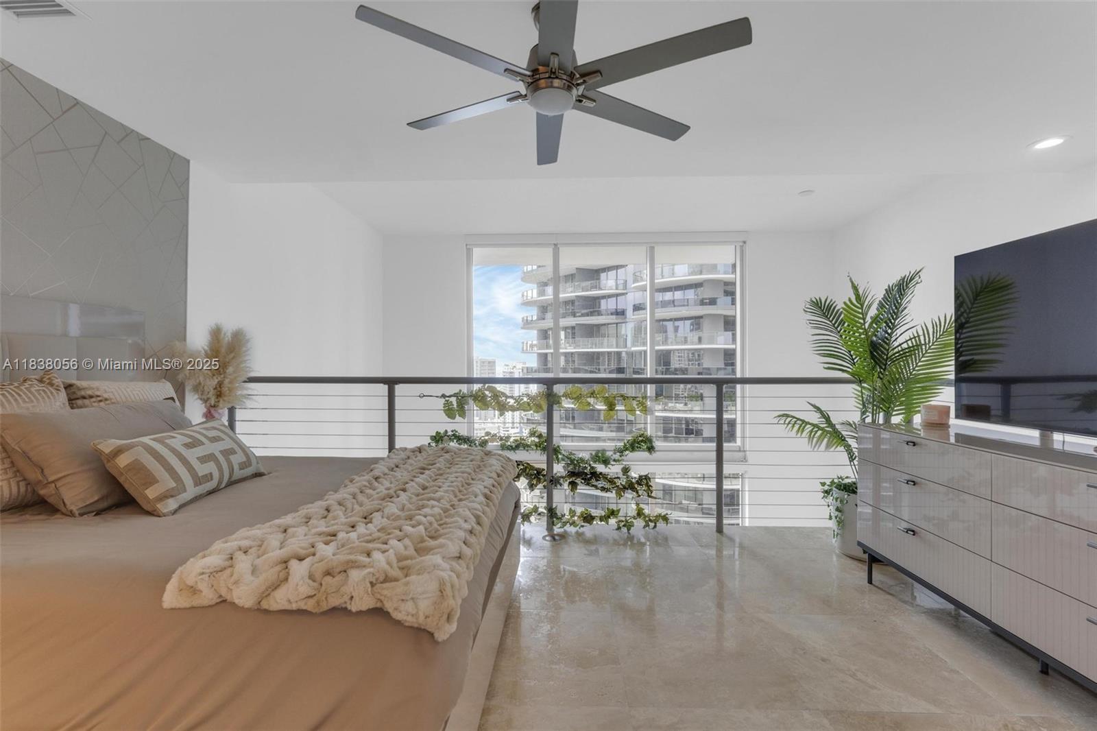 image 1060 BRICKELL CONDO19