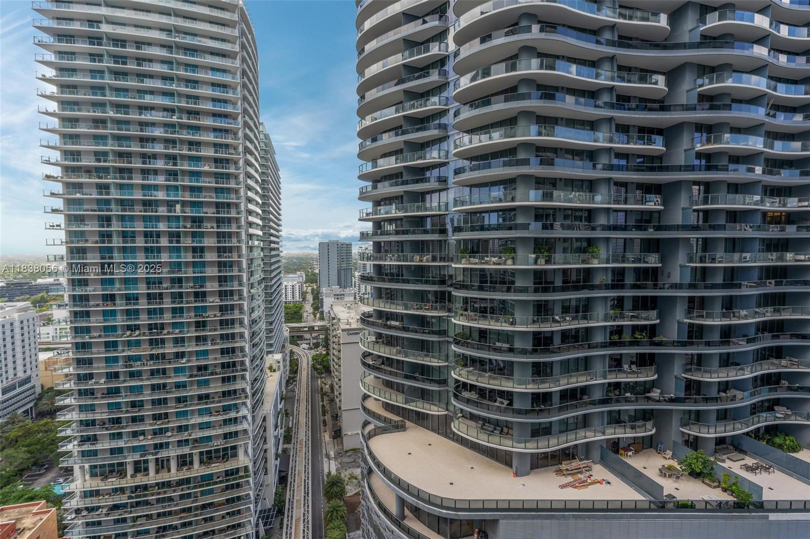 image 1060 BRICKELL CONDO34