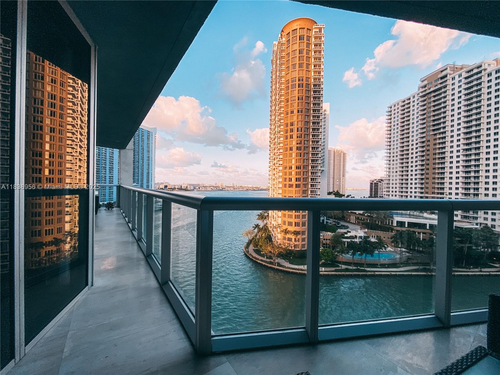 image Icon Brickell1