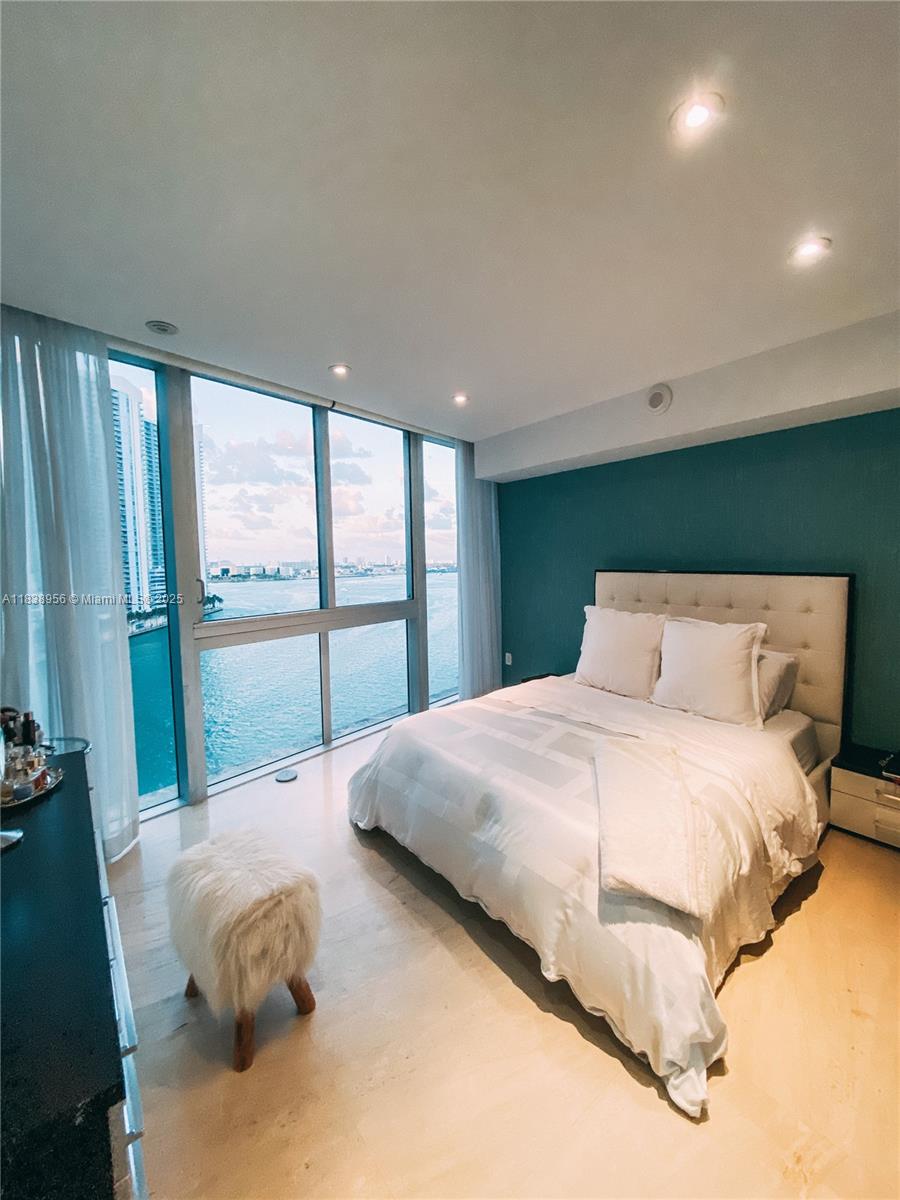 image Icon Brickell20