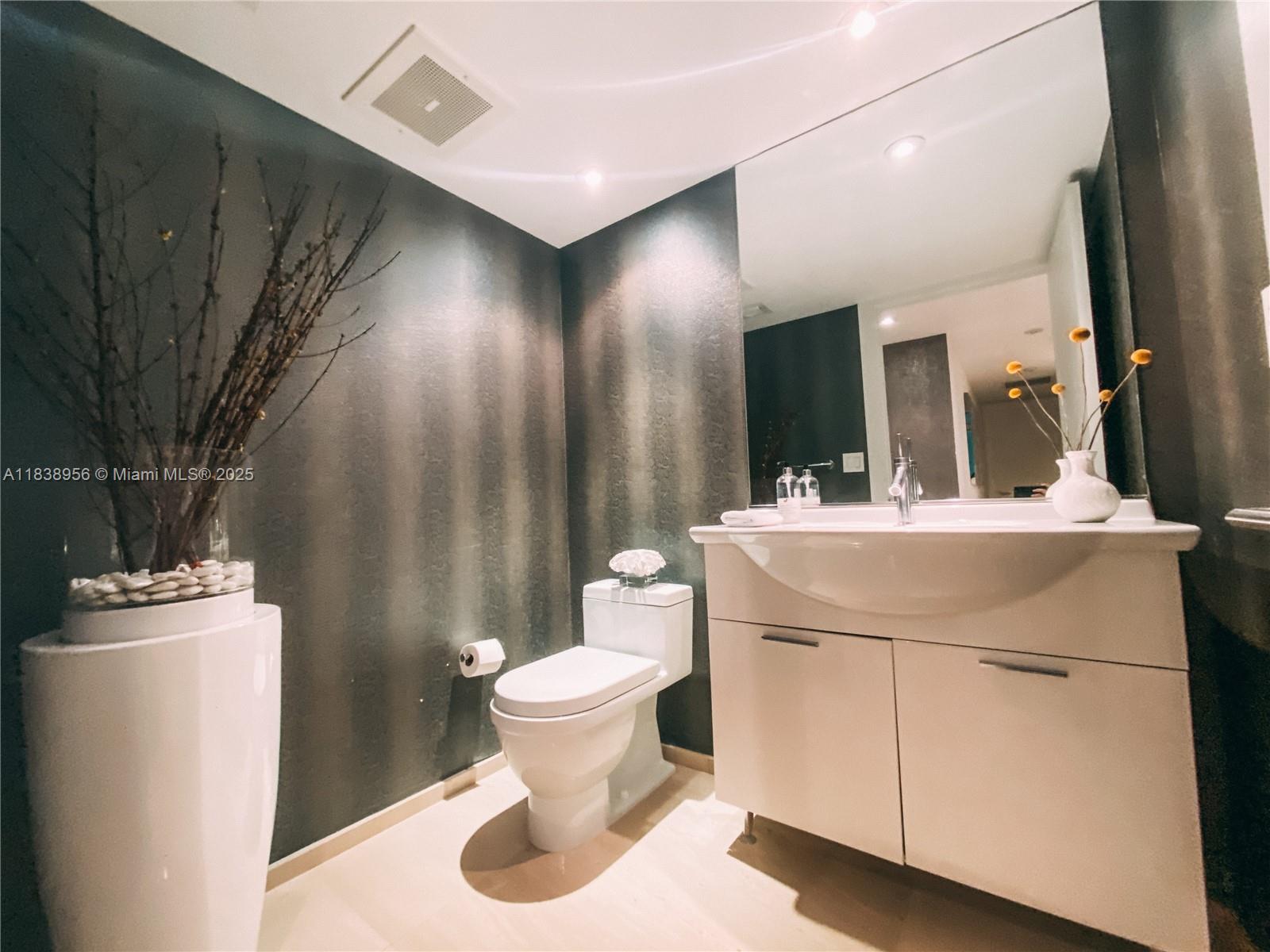 image Icon Brickell31