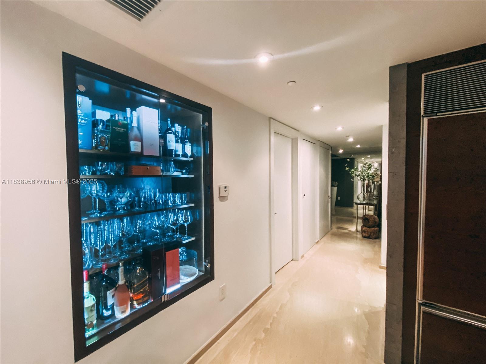 image Icon Brickell36