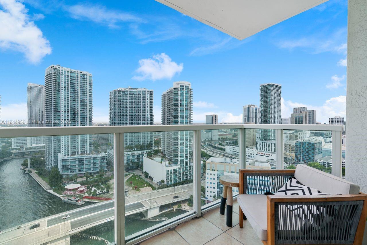 image Brickell On The River23