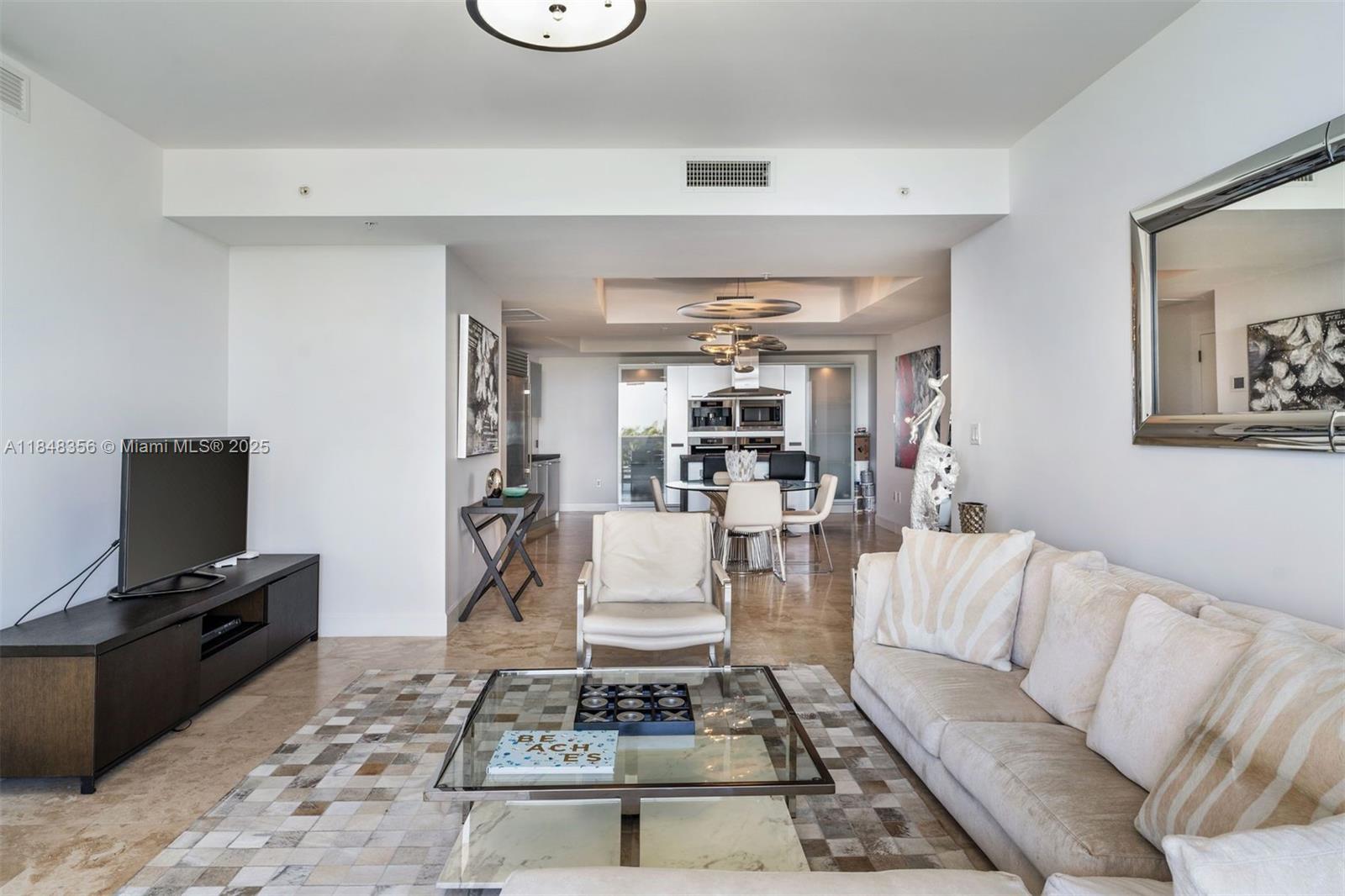 18201 Collins Ave #604