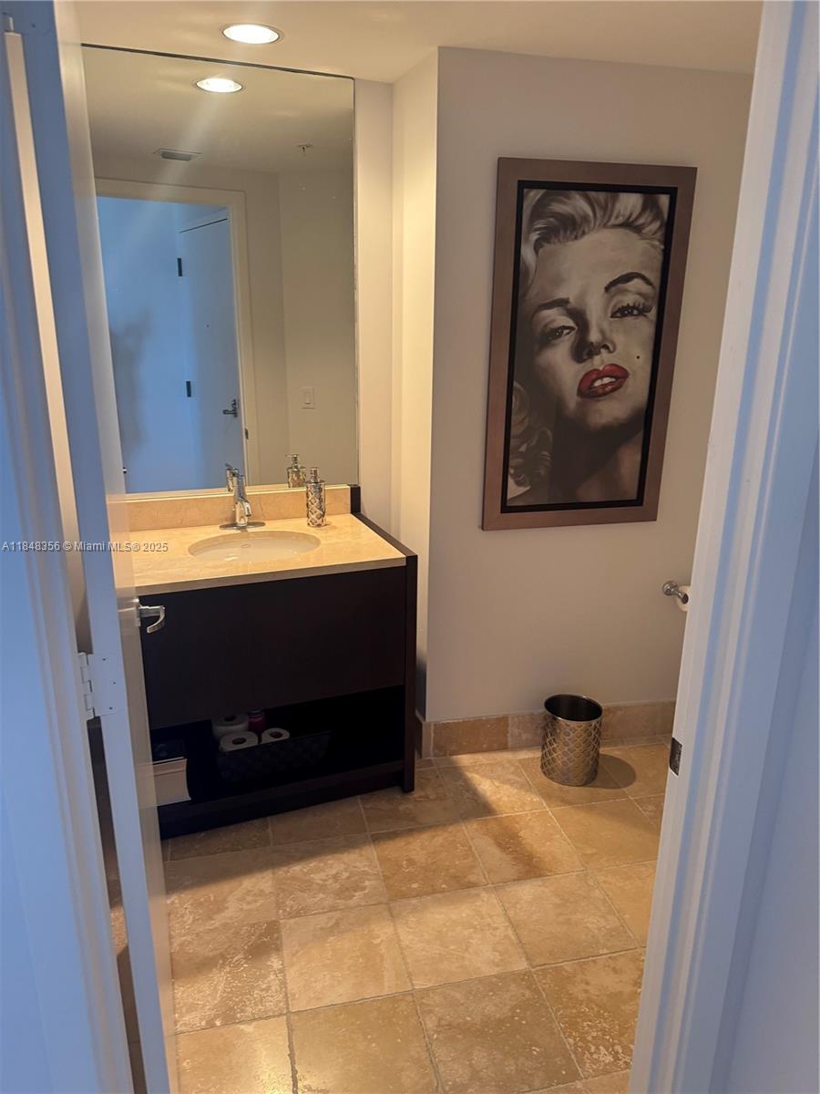image Trump Royale26