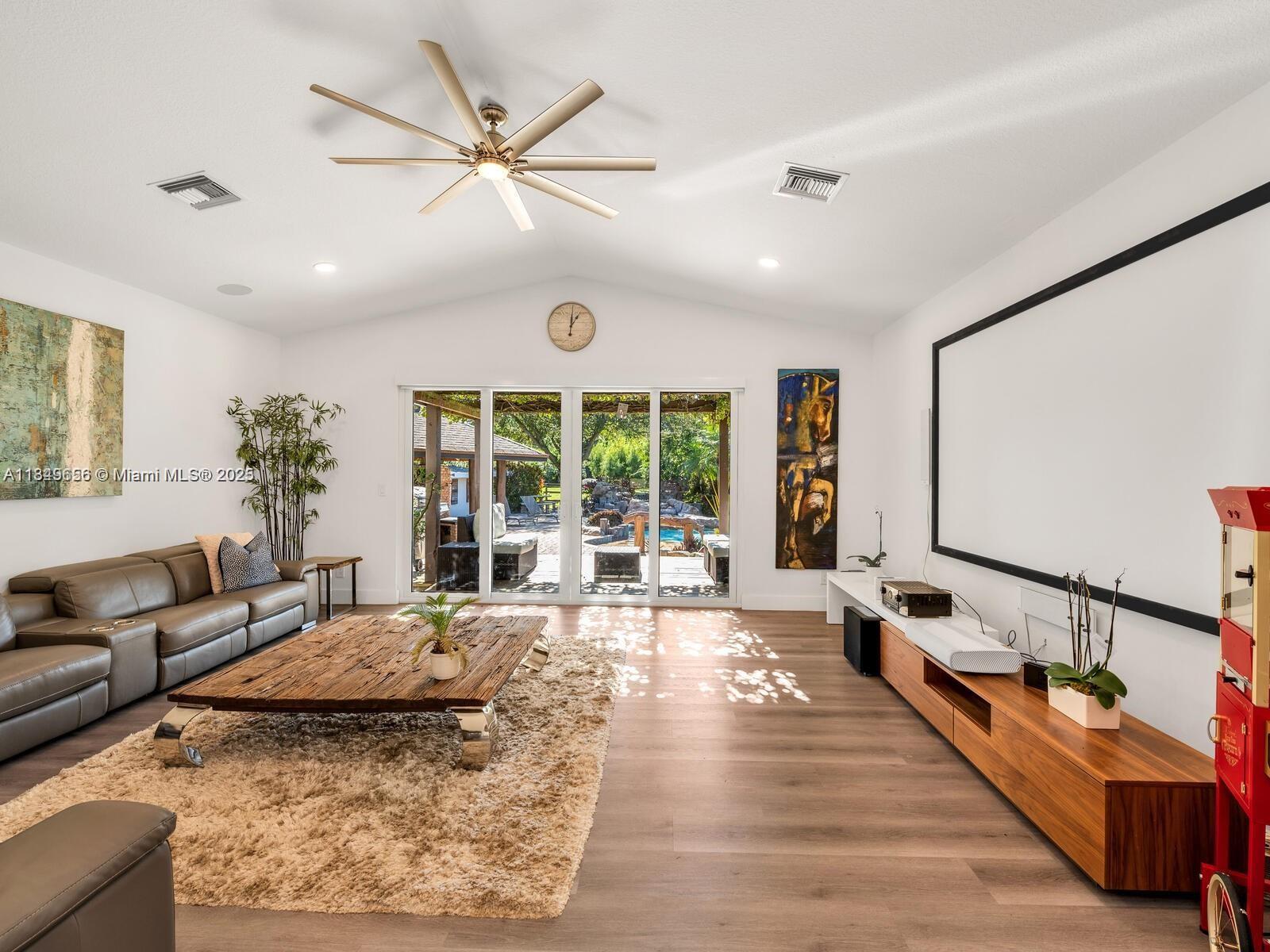 13350 Luray Rd Southwest Ranches, FL 33330