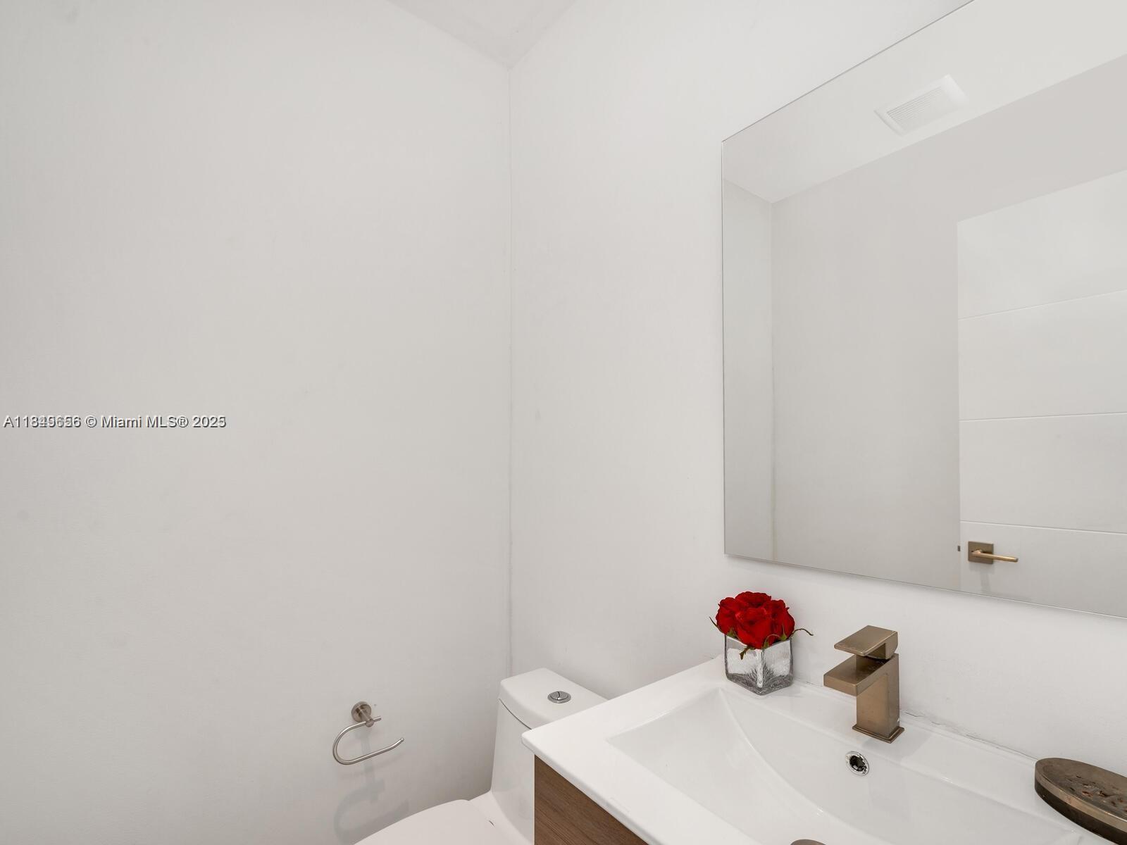 13350 Luray Rd Southwest Ranches, FL 33330