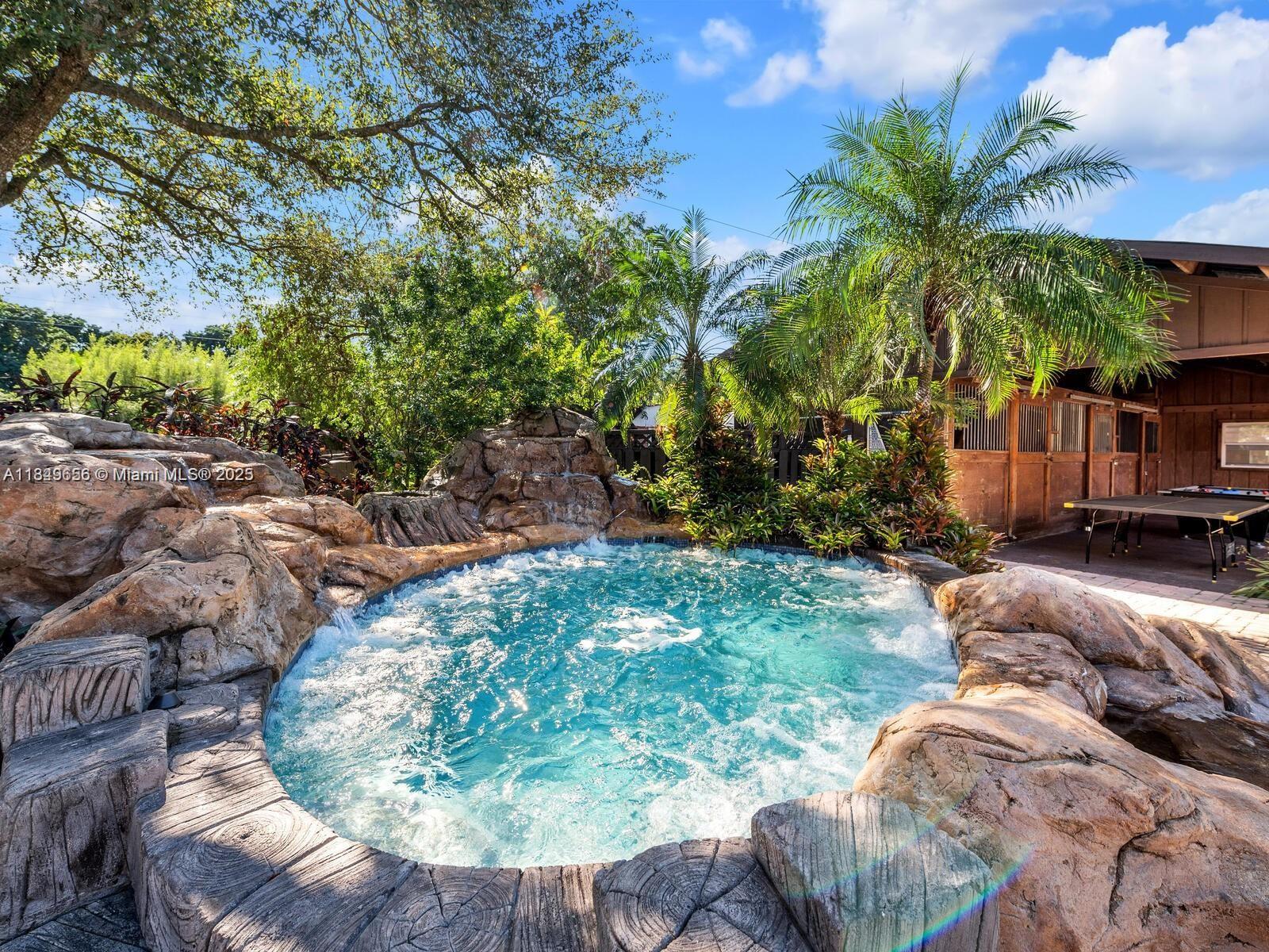 13350 Luray Rd Southwest Ranches, FL 33330