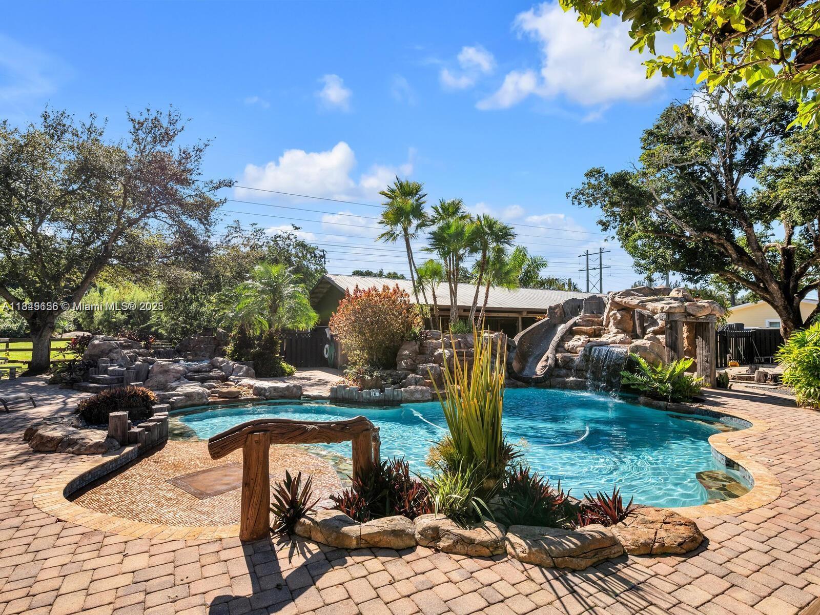 13350 Luray Rd Southwest Ranches, FL 33330