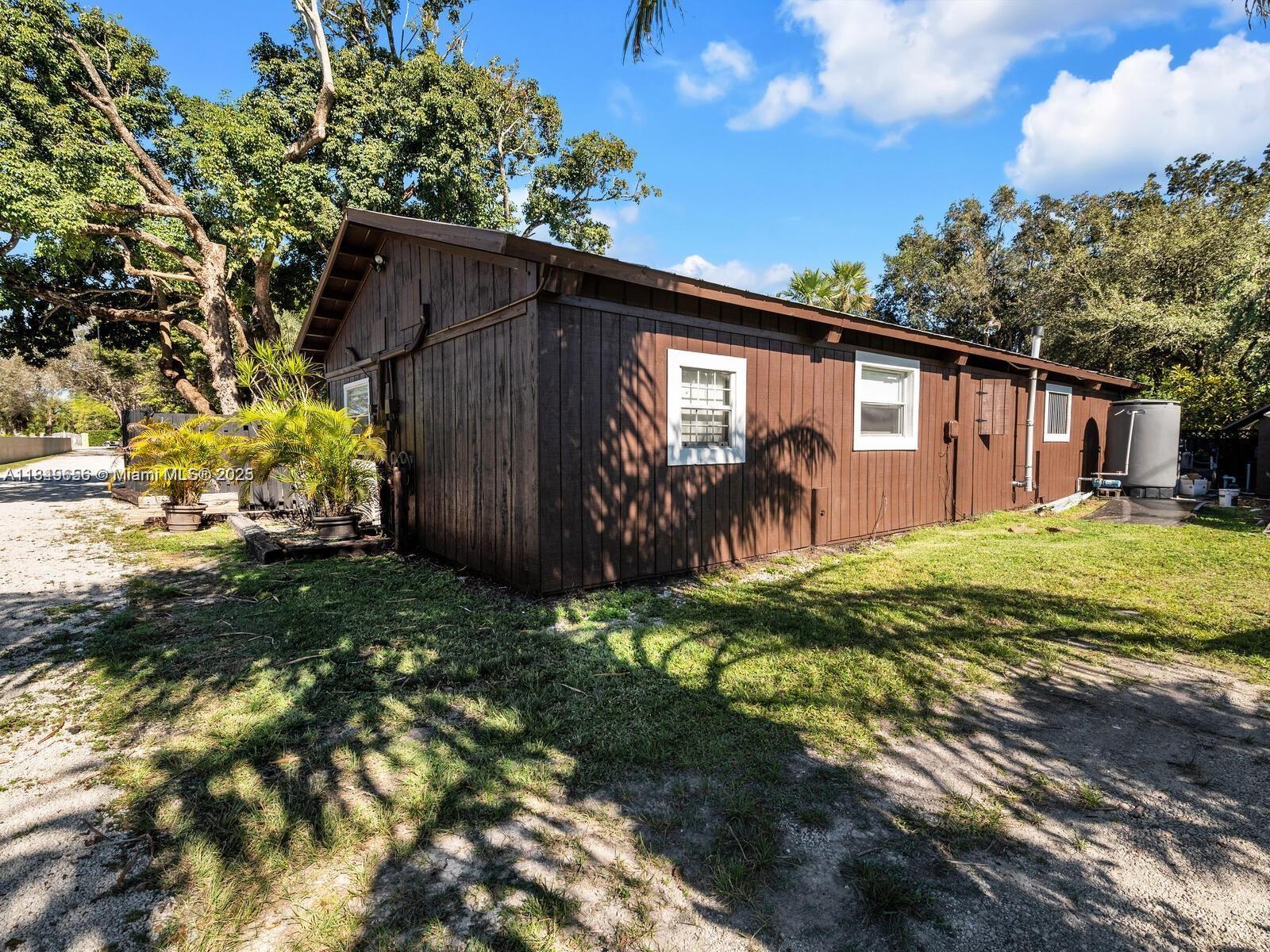 13350 Luray Rd Southwest Ranches, FL 33330