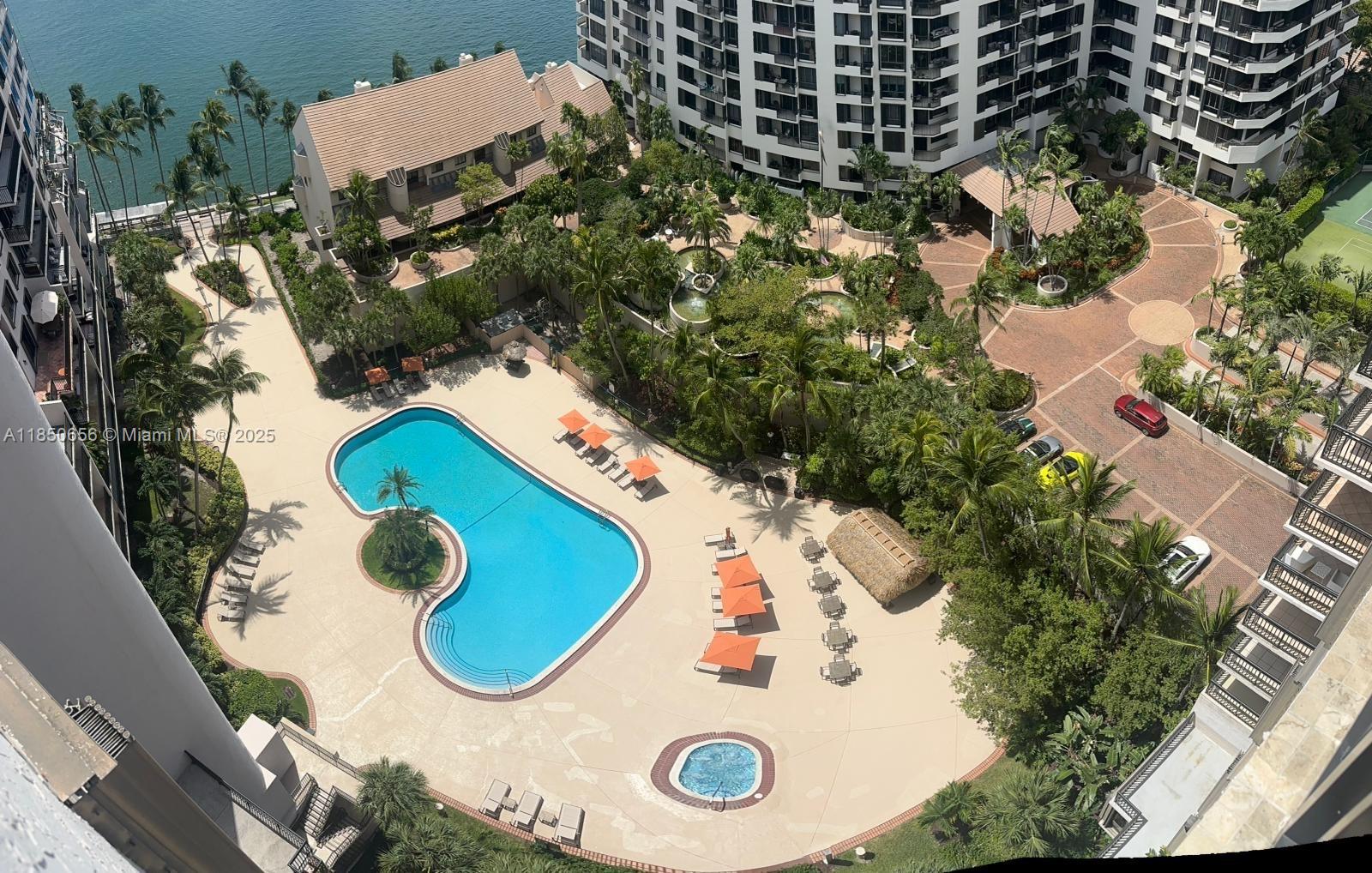 540 Brickell Key Dr #1803