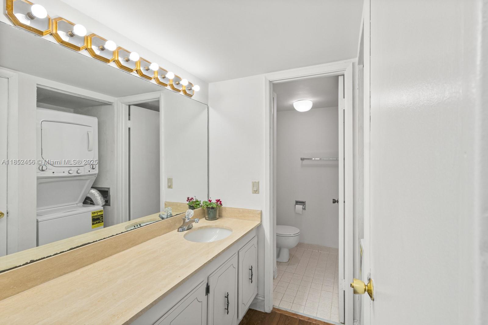 image Charter Club17