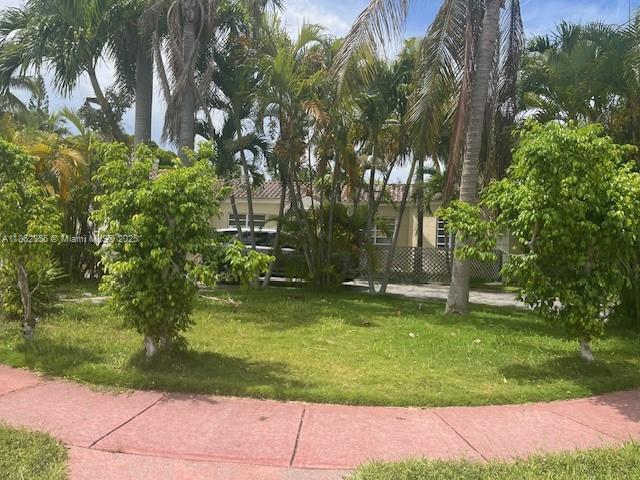 4445 N Michigan Ave Miami Beach, FL 33140