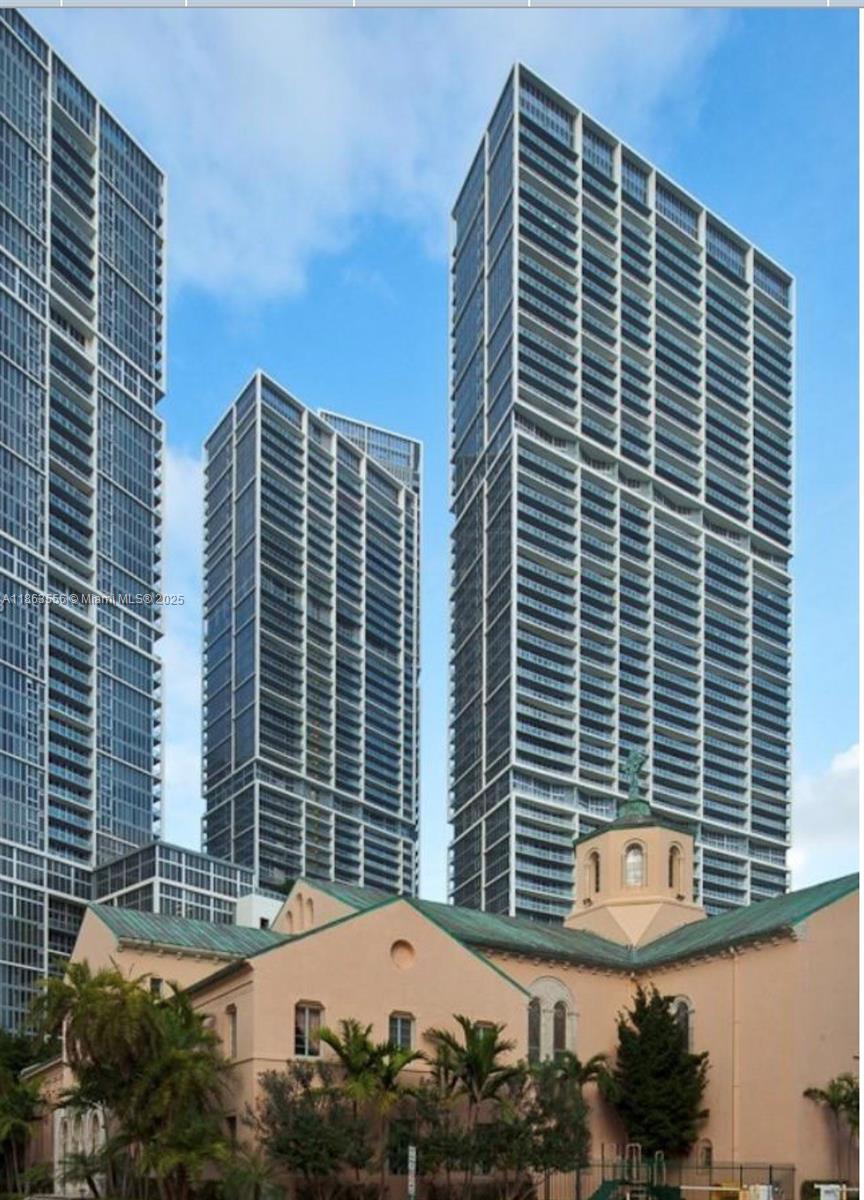 495 Brickell Ave #5310